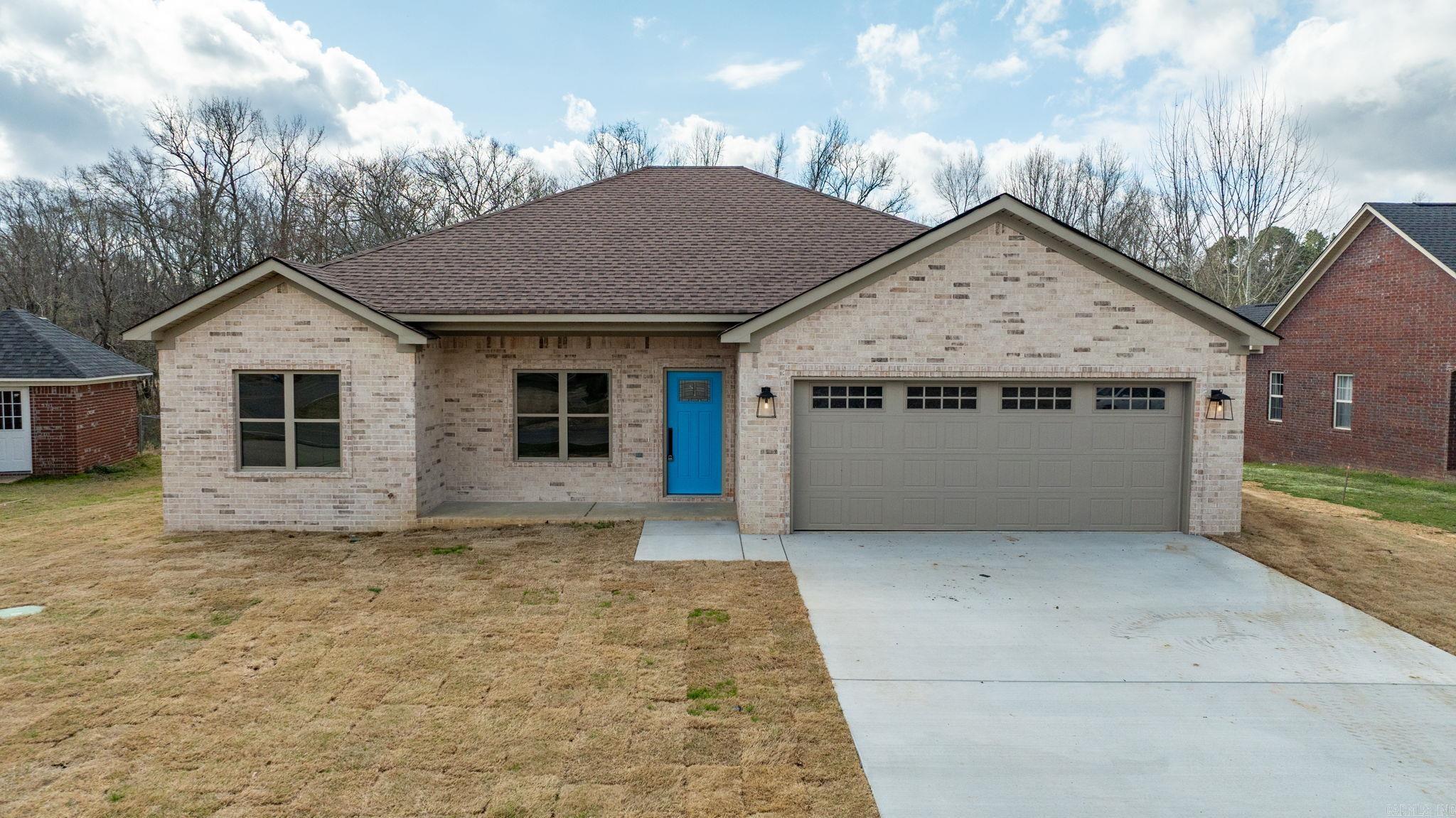 WILHELMINA COVE - Residential