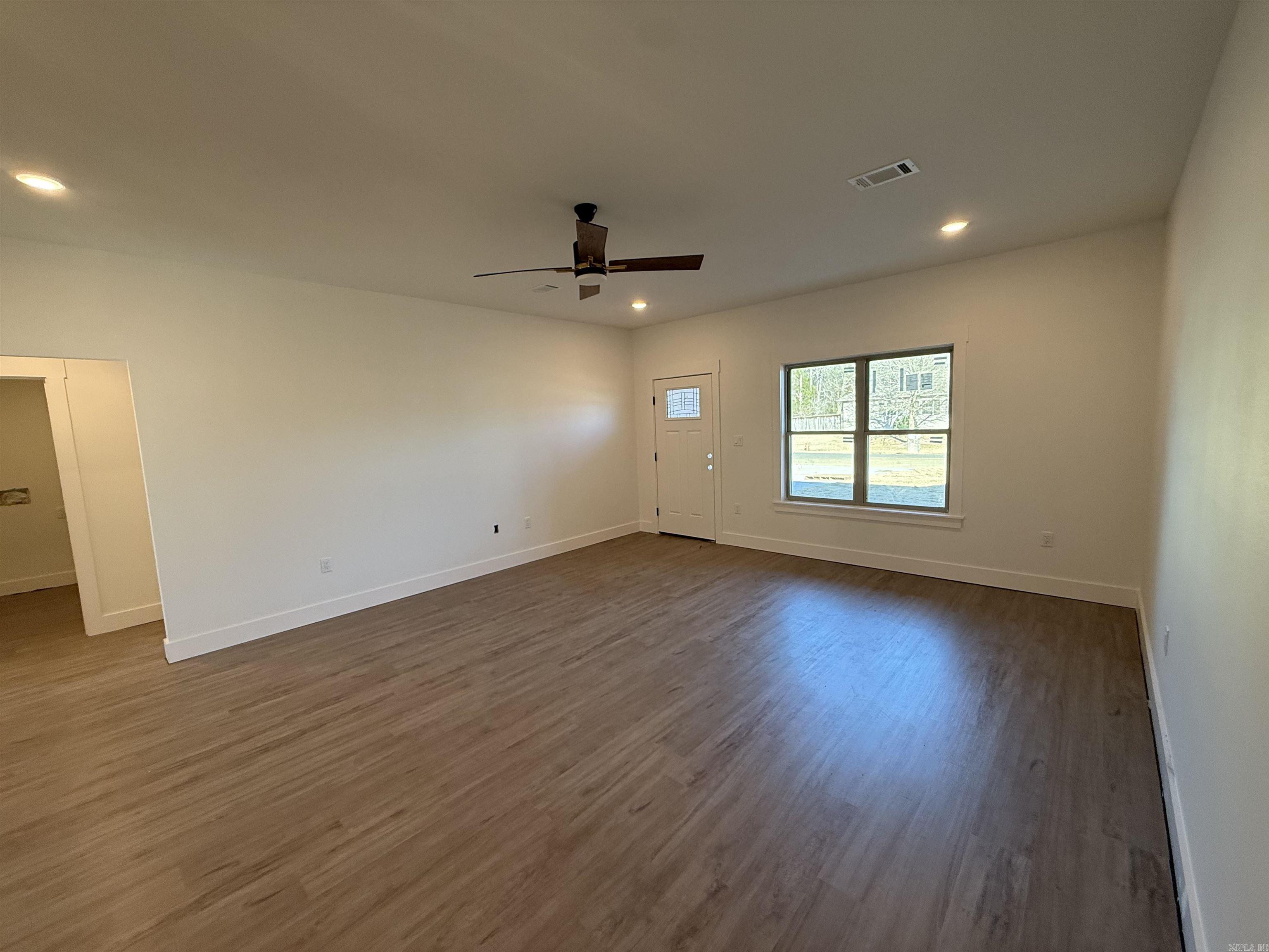 WILHELMINA COVE - Residential