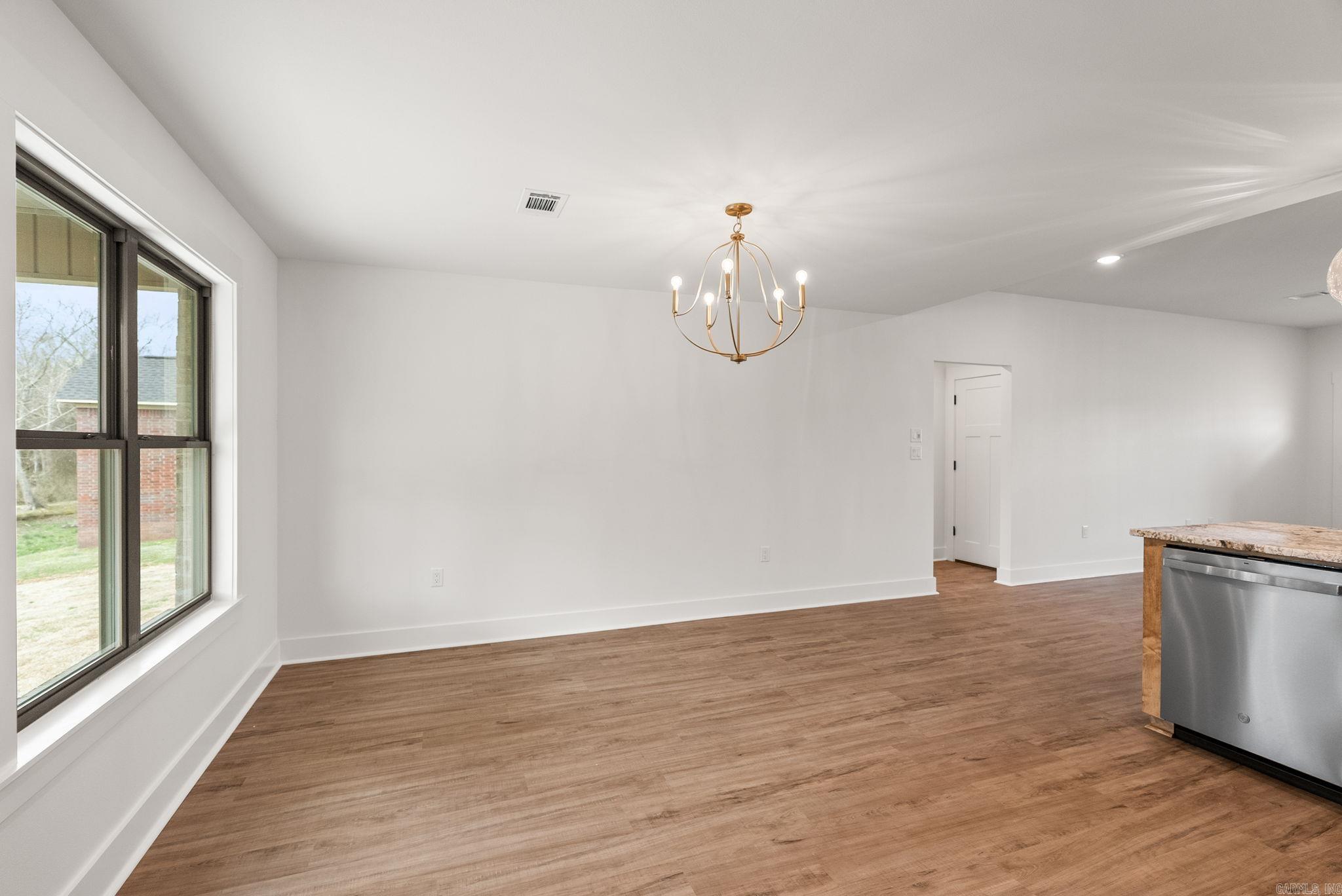 WILHELMINA COVE - Residential