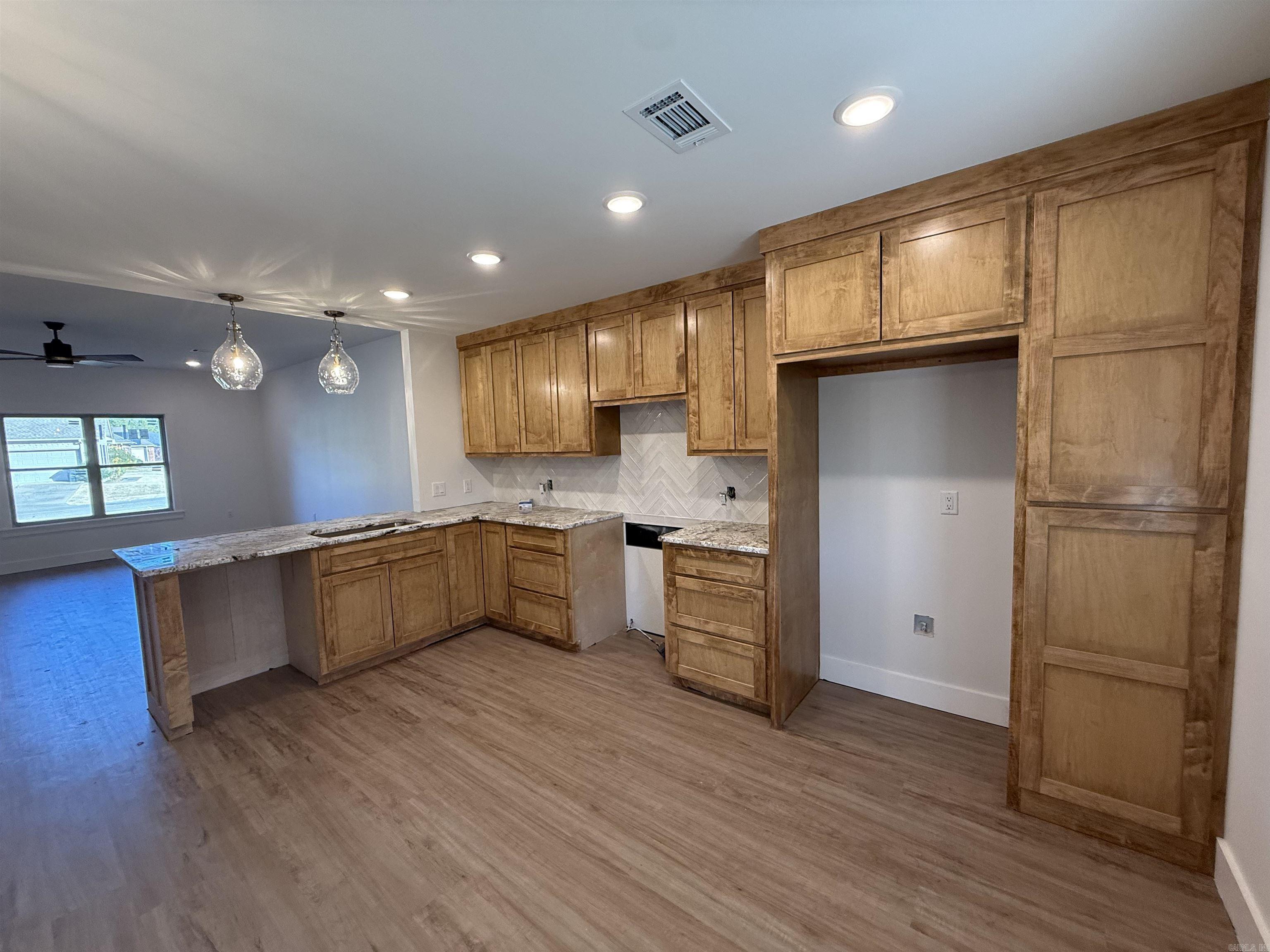 WILHELMINA COVE - Residential