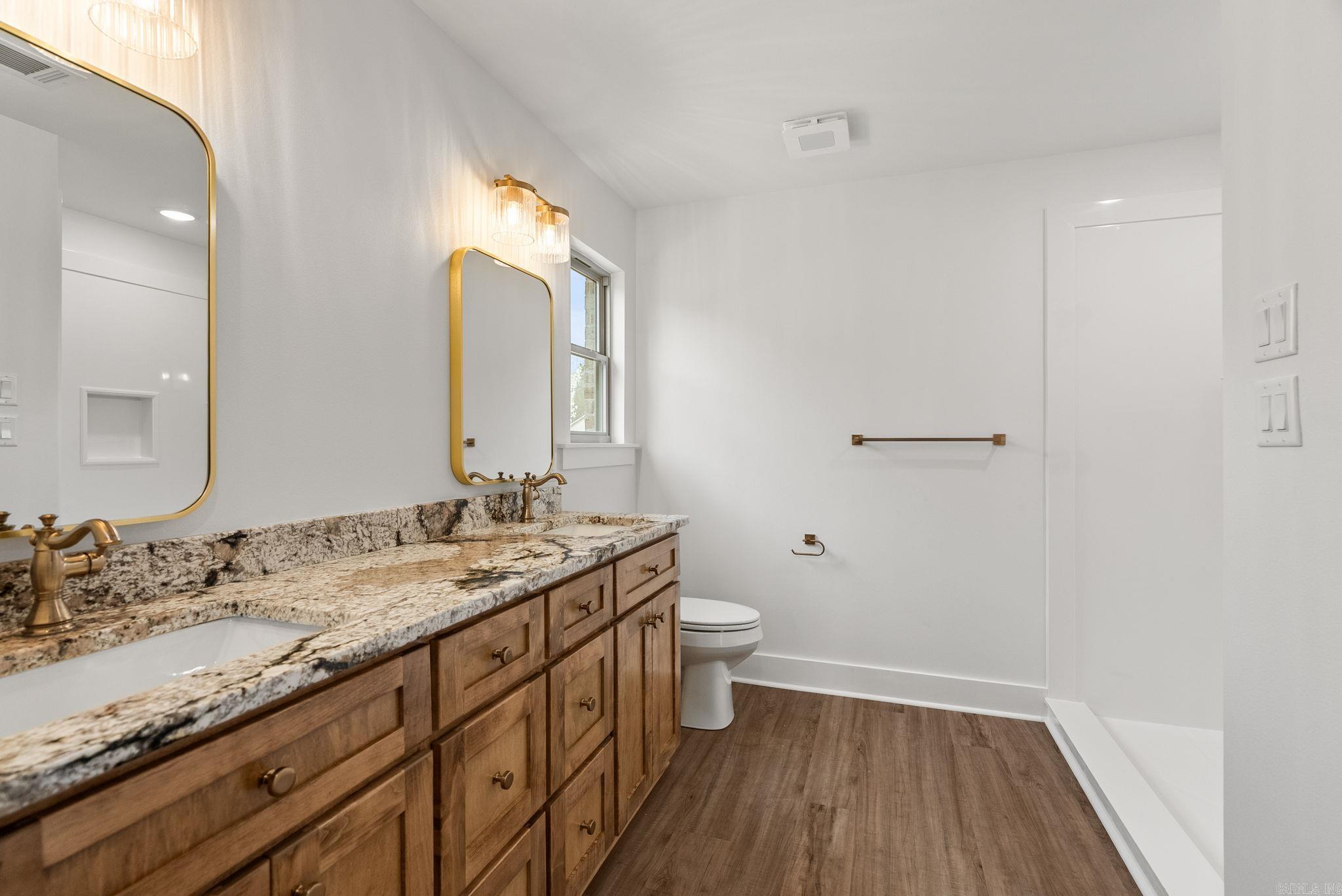 WILHELMINA COVE - Residential