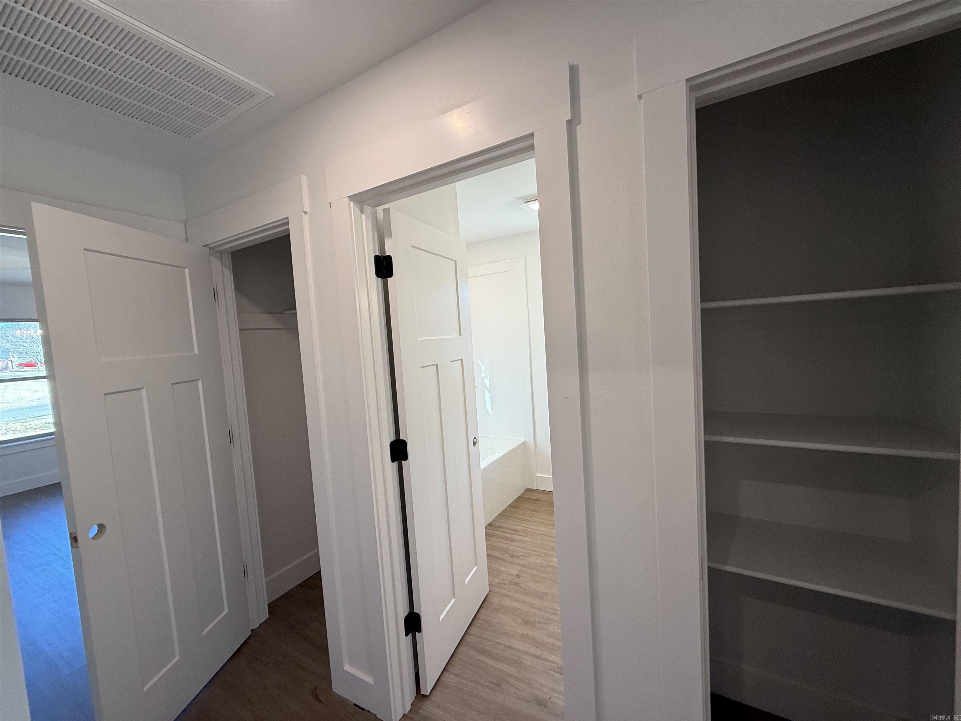 WILHELMINA COVE - Residential