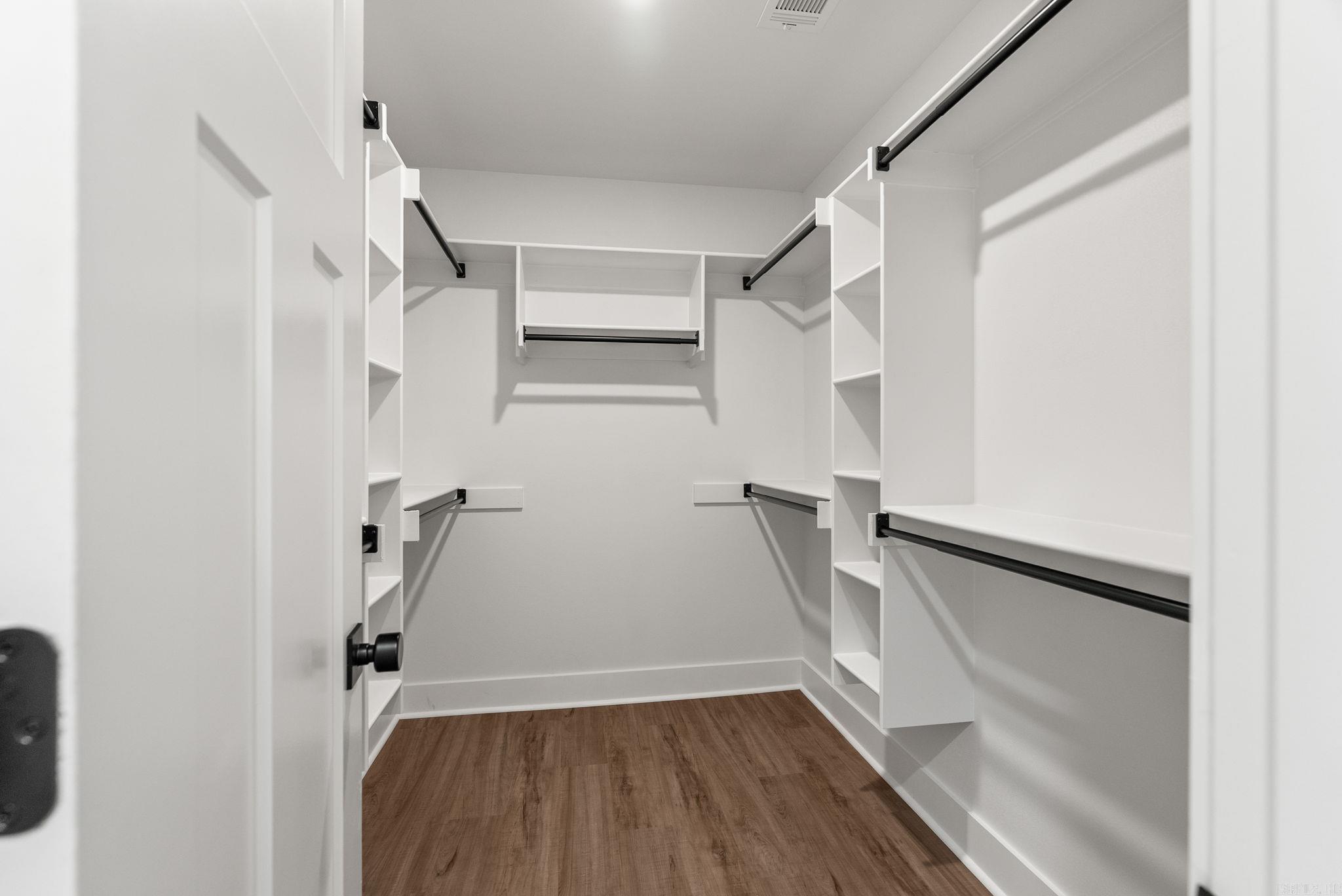 WILHELMINA COVE - Residential