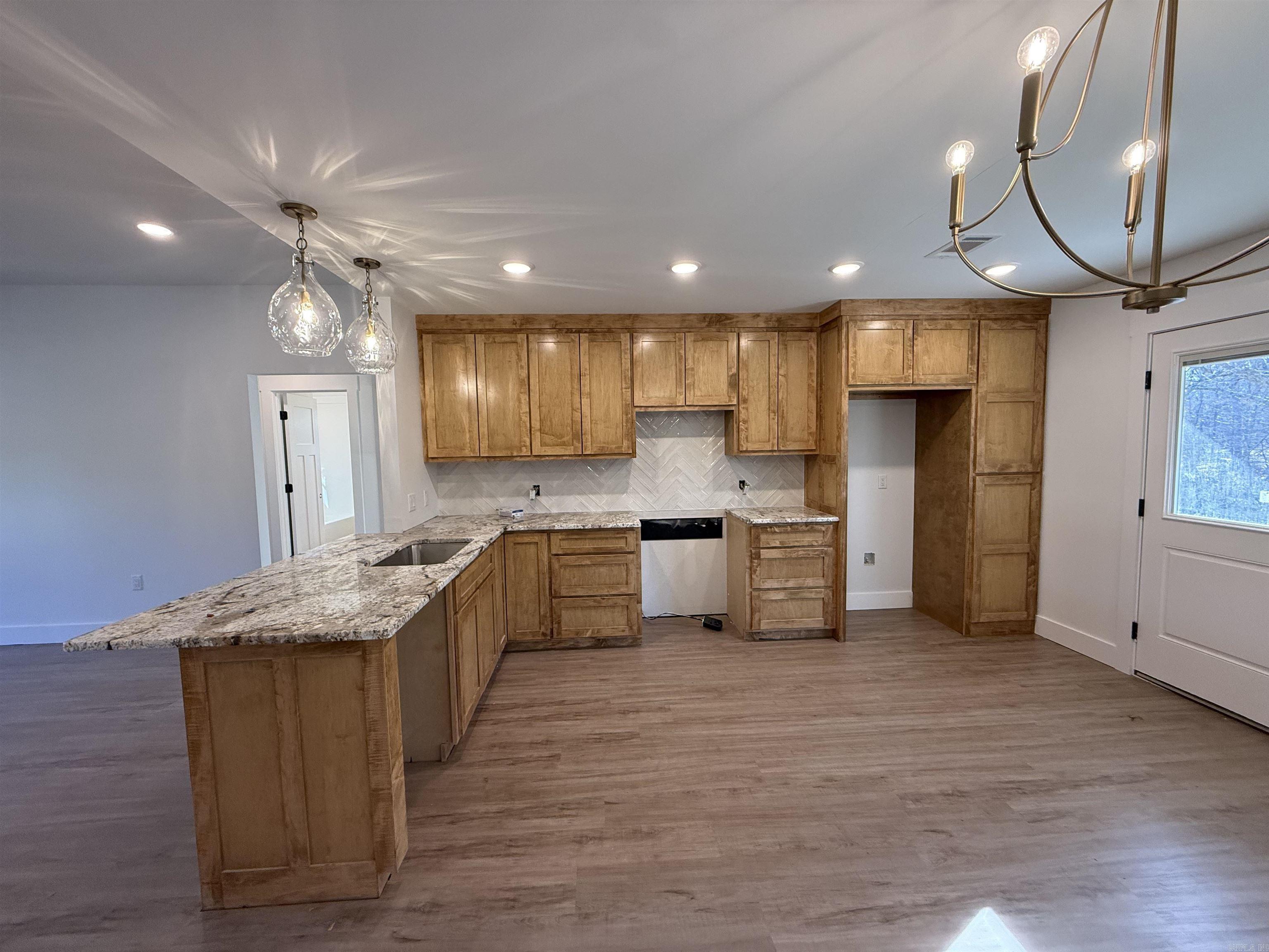 WILHELMINA COVE - Residential