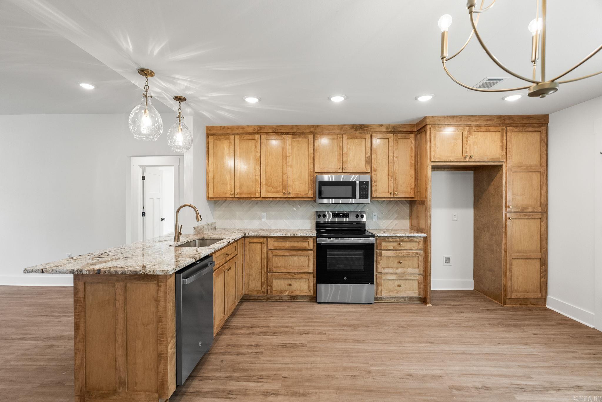 WILHELMINA COVE - Residential