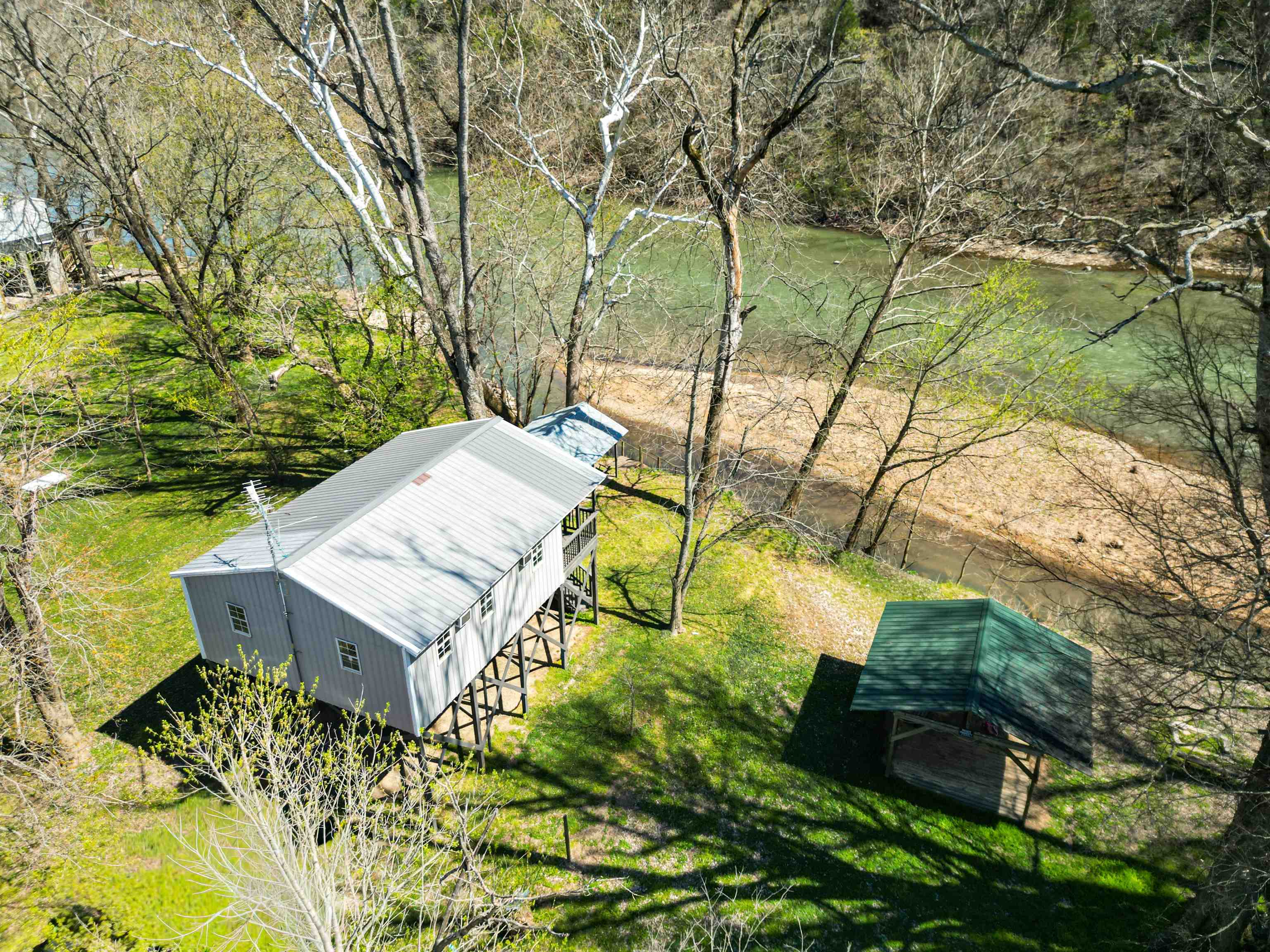 SPRING FALLS - Residential