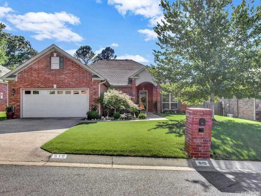 Welcome Home!! This Forest Lakes Garden Home is ready for you to call it HOME! Fall in Love with the California Bamboo floors and Spacious Open Floor Plan. Large Rooms with Plenty of storage. Enjoy your evenings on our back patio or take a stroll to the Club House and take advantage of the amazing amenities this 55+ neighborhood has to offer like its Pristine Pool, Fishing Pond and walking trails. Schedule your appointment today!
