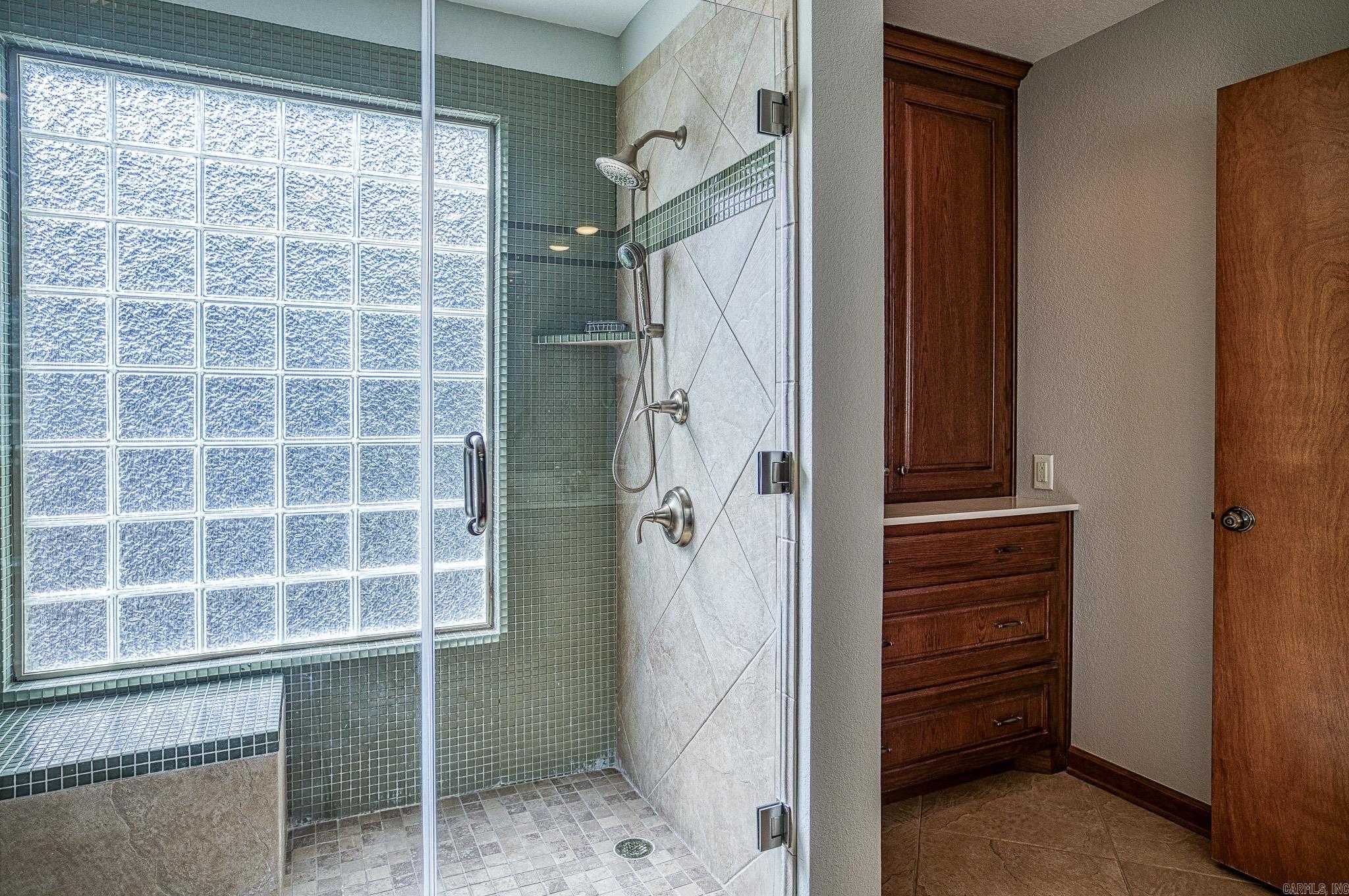 Cresta - Residential