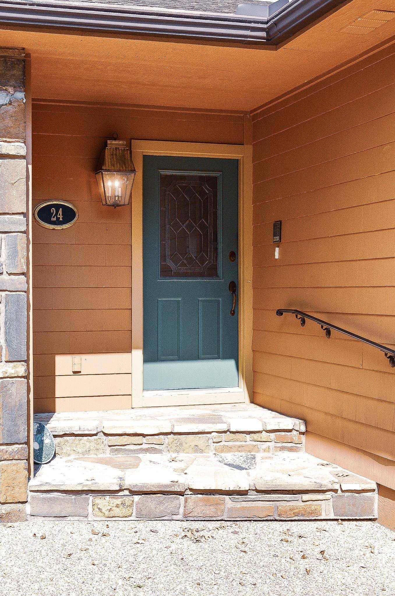 Cresta - Residential