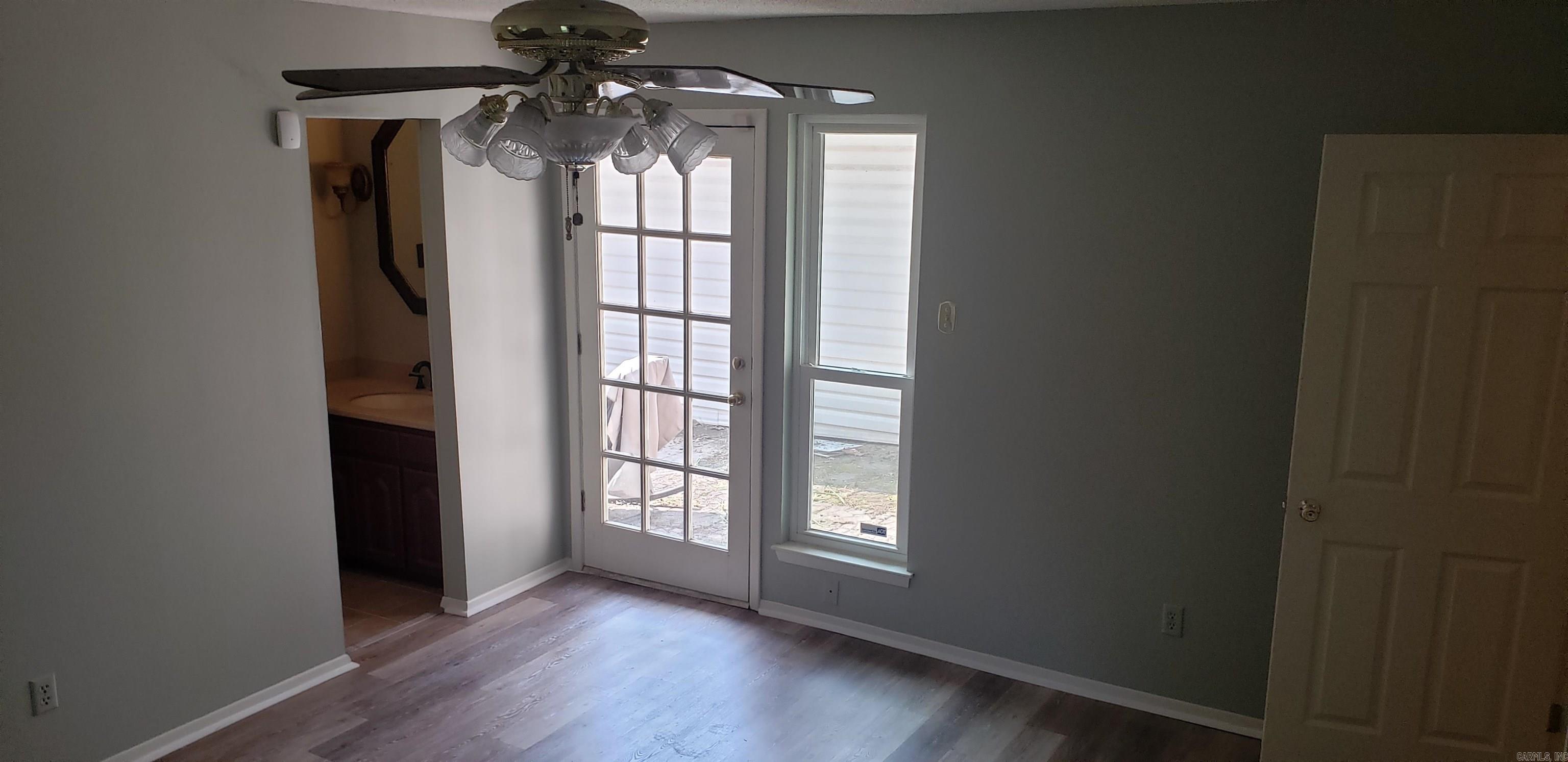 PARKWAY PLACE - Residential Lease