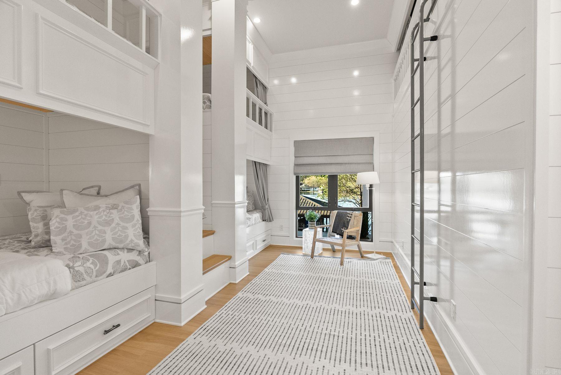 Tiburon - Residential