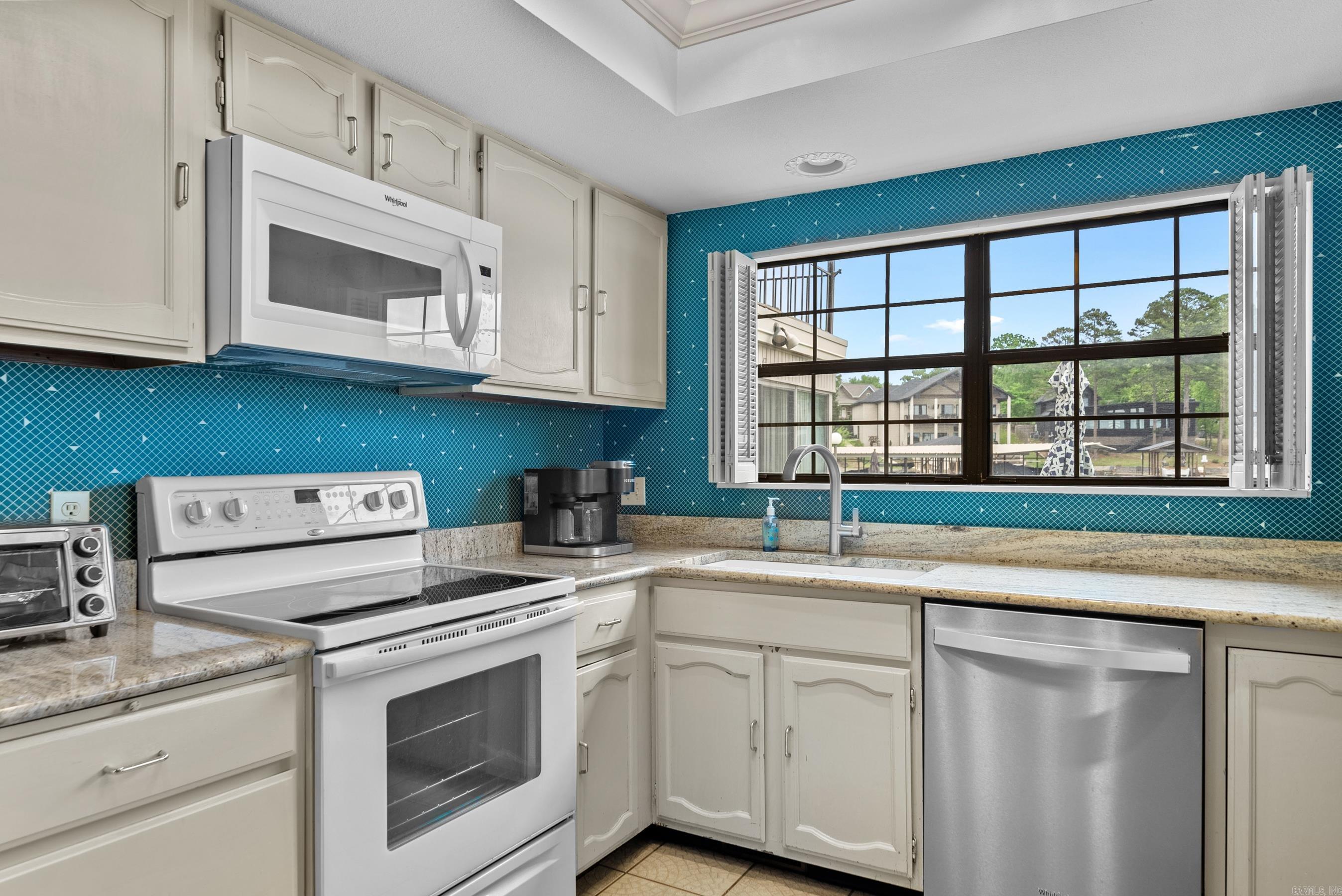 SCULLY POINTE HPR - Residential