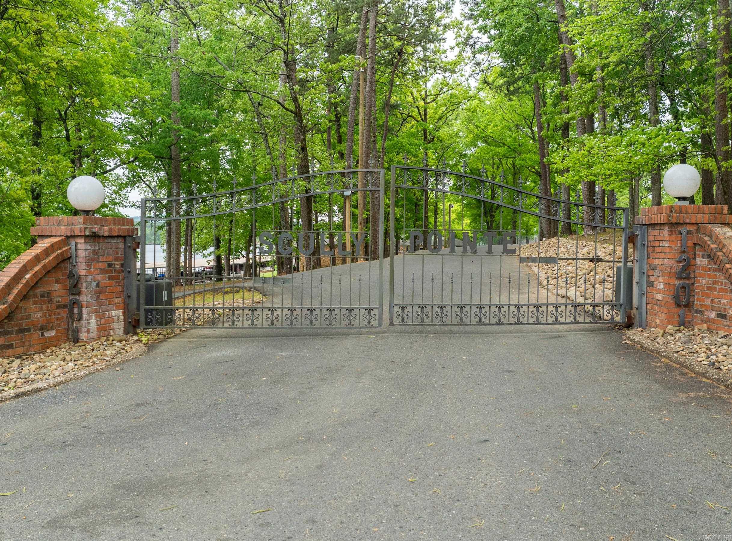 SCULLY POINTE HPR - Residential