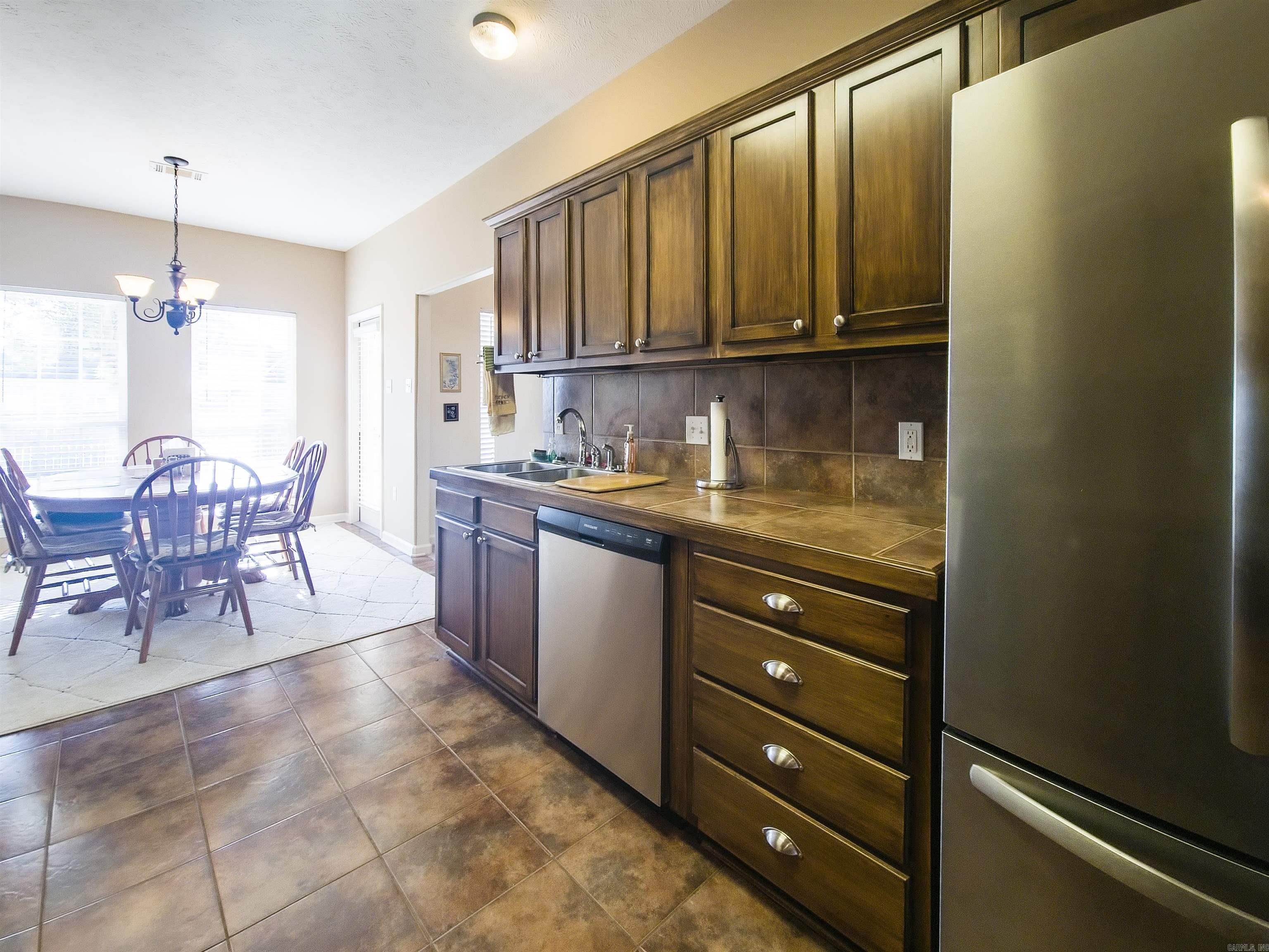 CANTERBURY PLACE - Residential