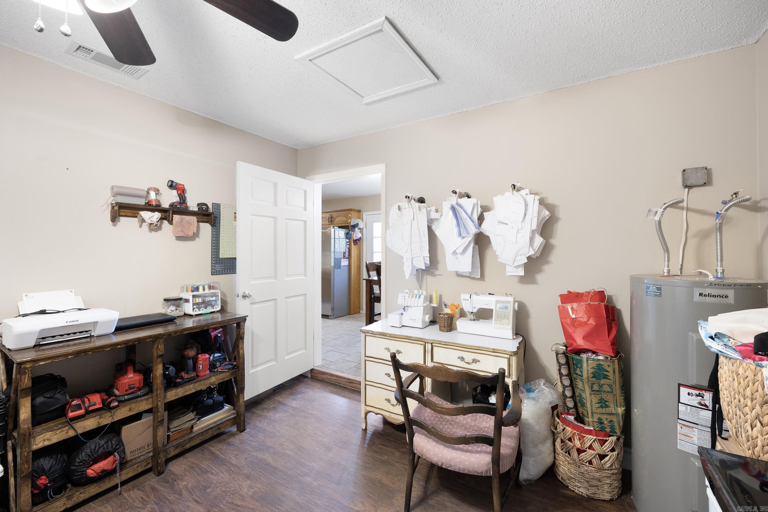 Cedar Creek - Residential