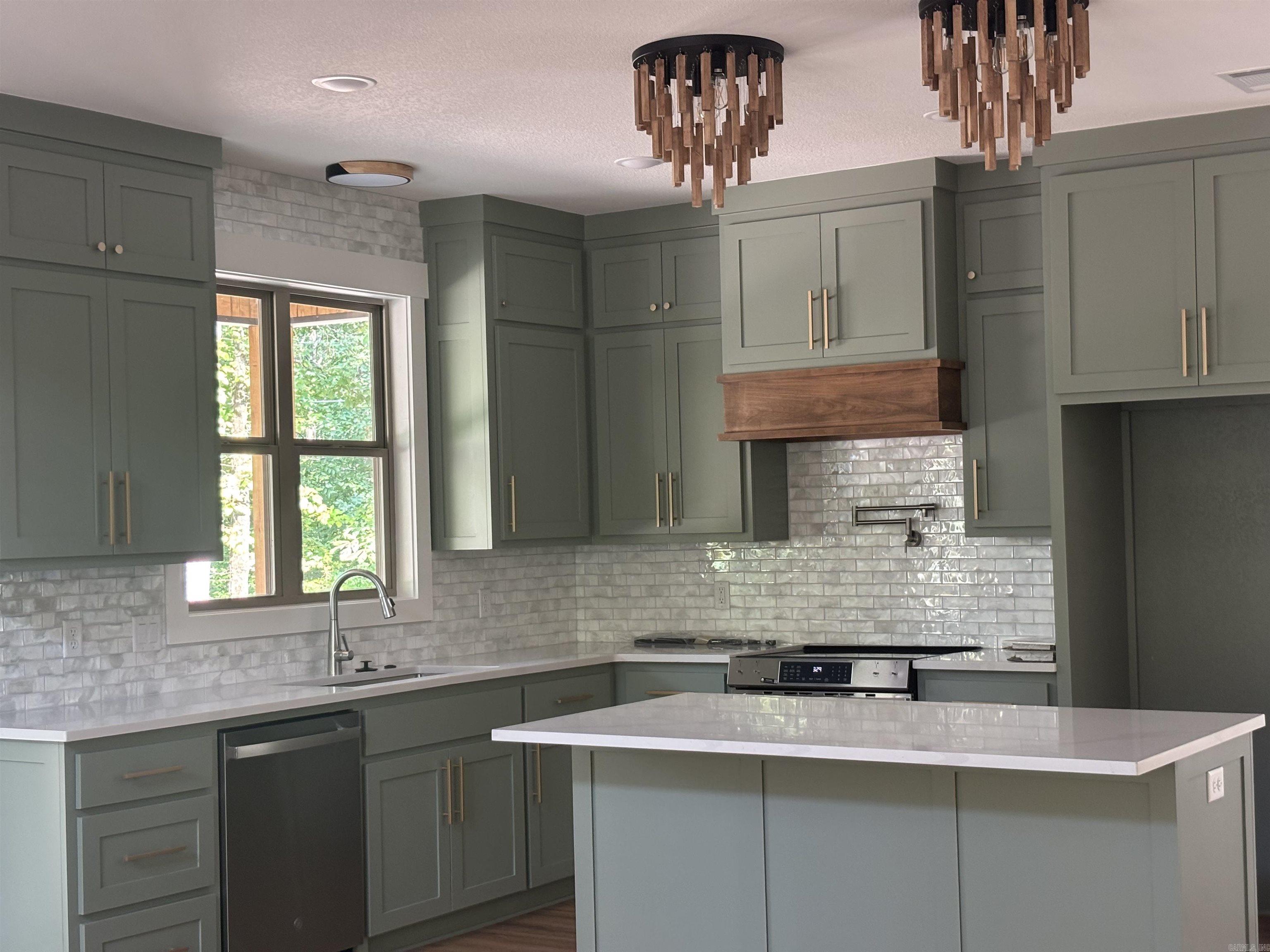 Hickory Nut Mountain Estates - Residential