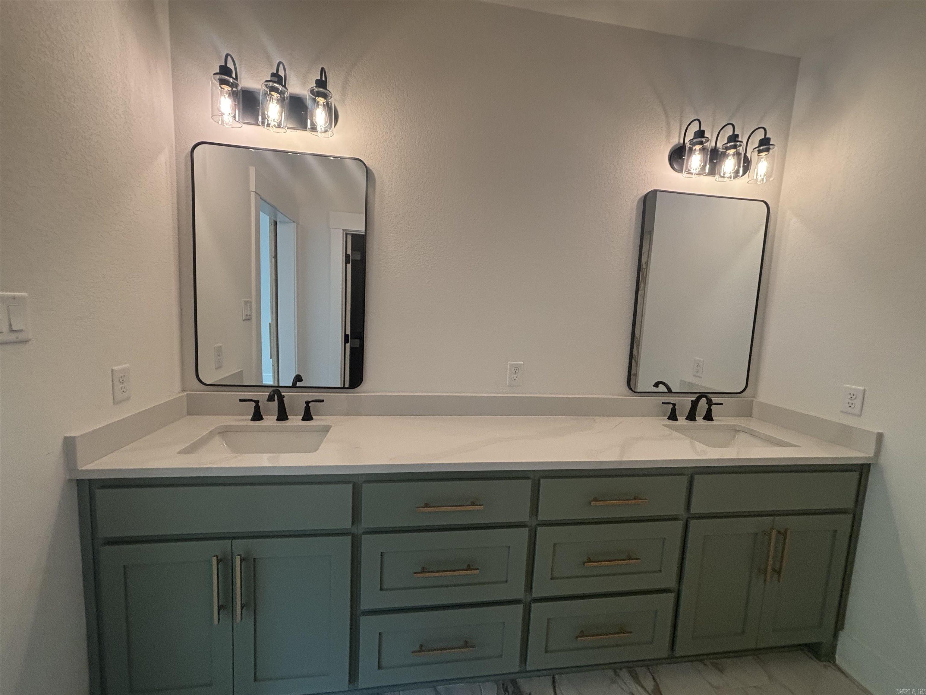 Hickory Nut Mountain Estates - Residential