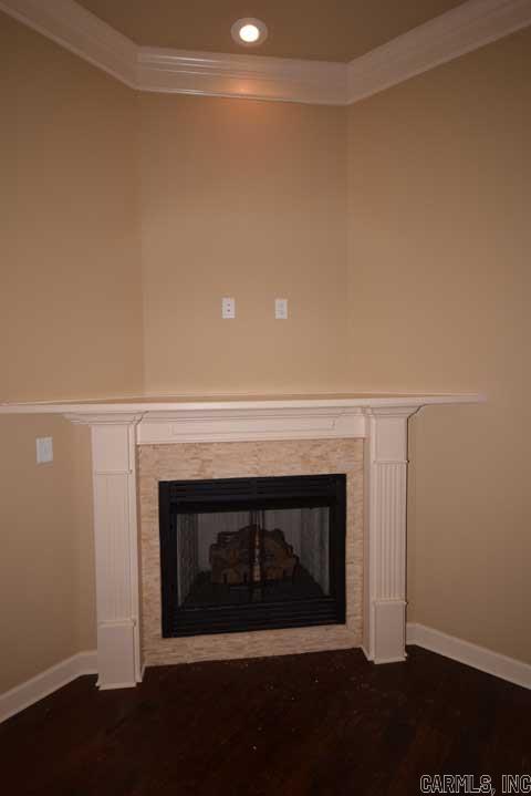 SHADOW CREEK - Residential