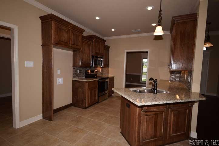 SHADOW CREEK - Residential