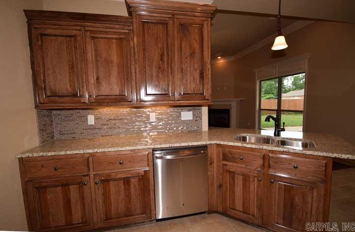 SHADOW CREEK - Residential