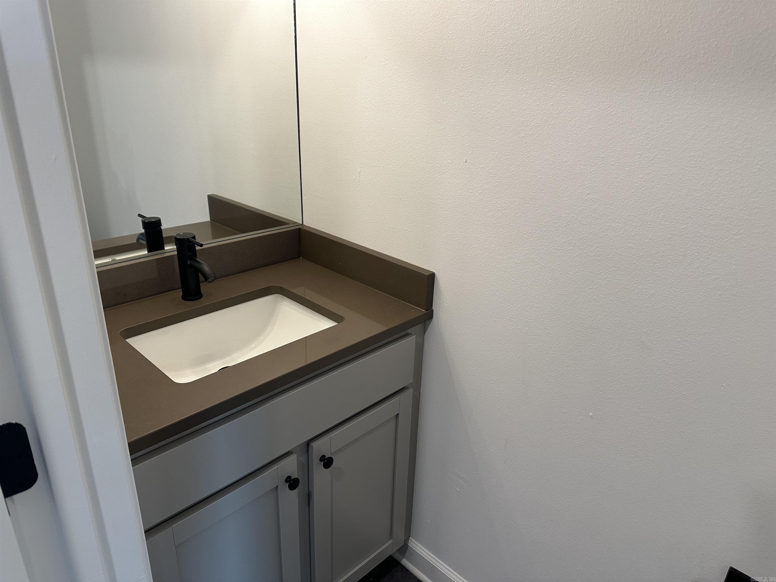 Oak Glenn - Residential Lease