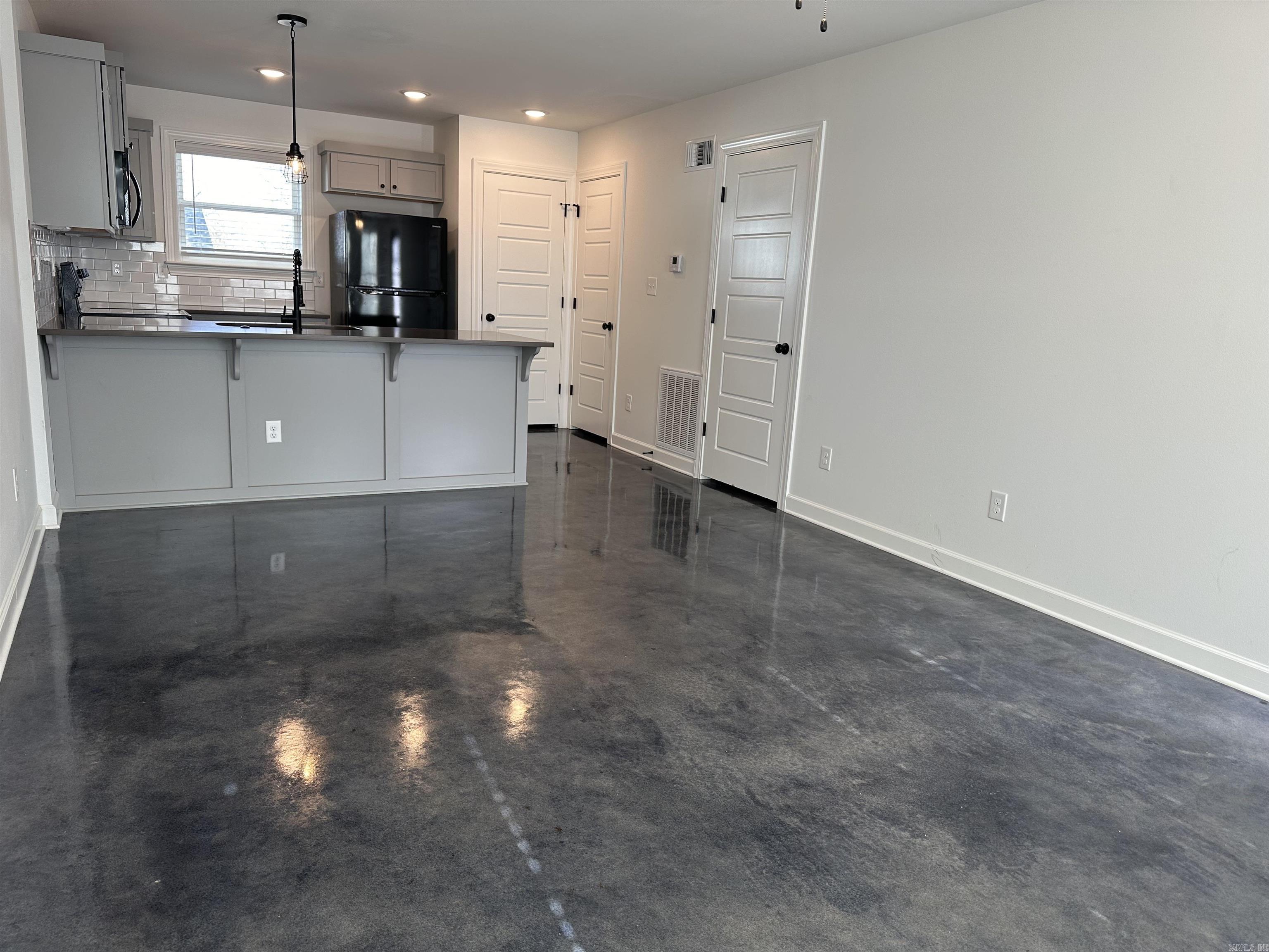 Oak Glenn - Residential Lease