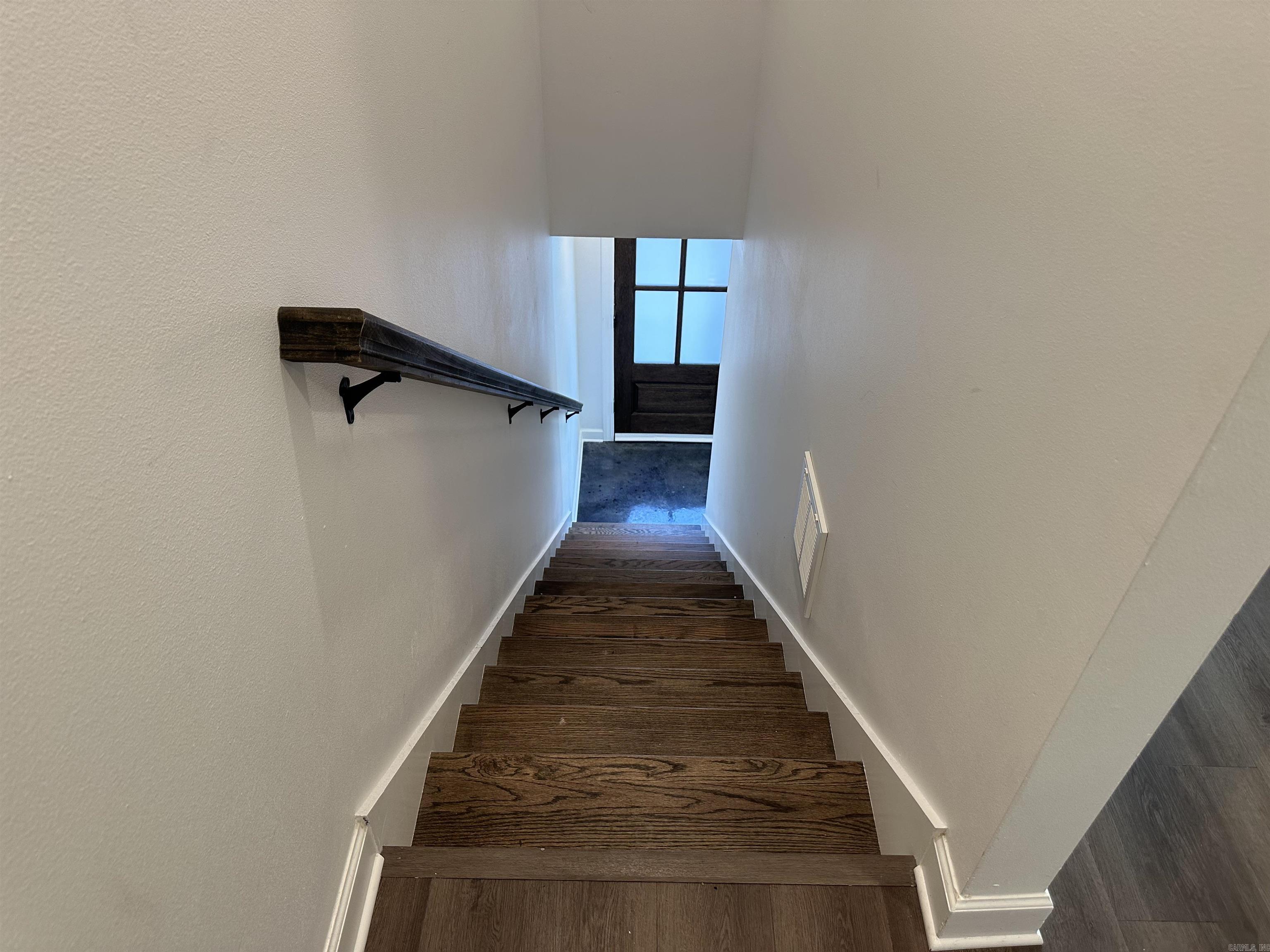 Oak Glenn - Residential Lease