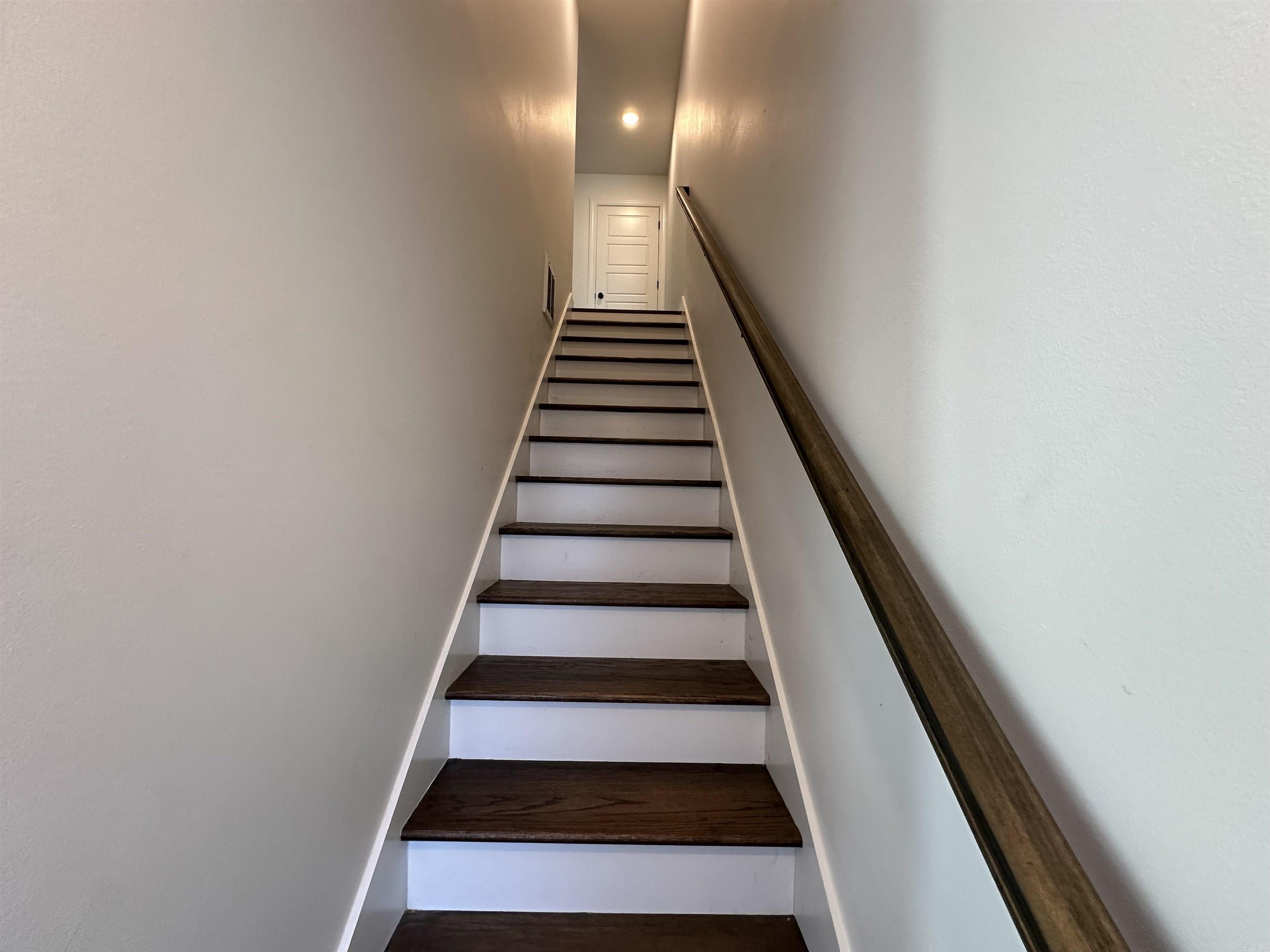 Oak Glenn - Residential Lease