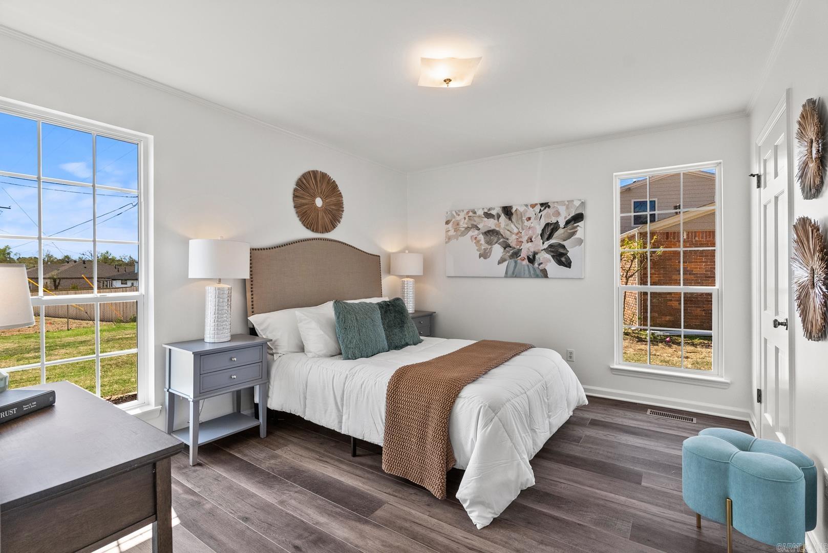 STURBRIDGE - Residential