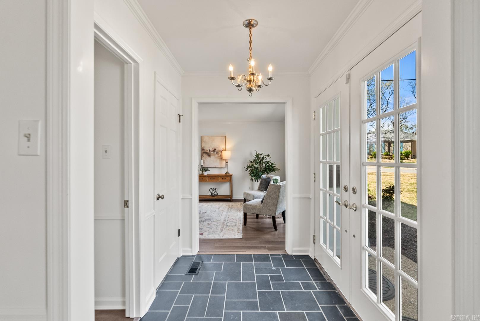 STURBRIDGE - Residential