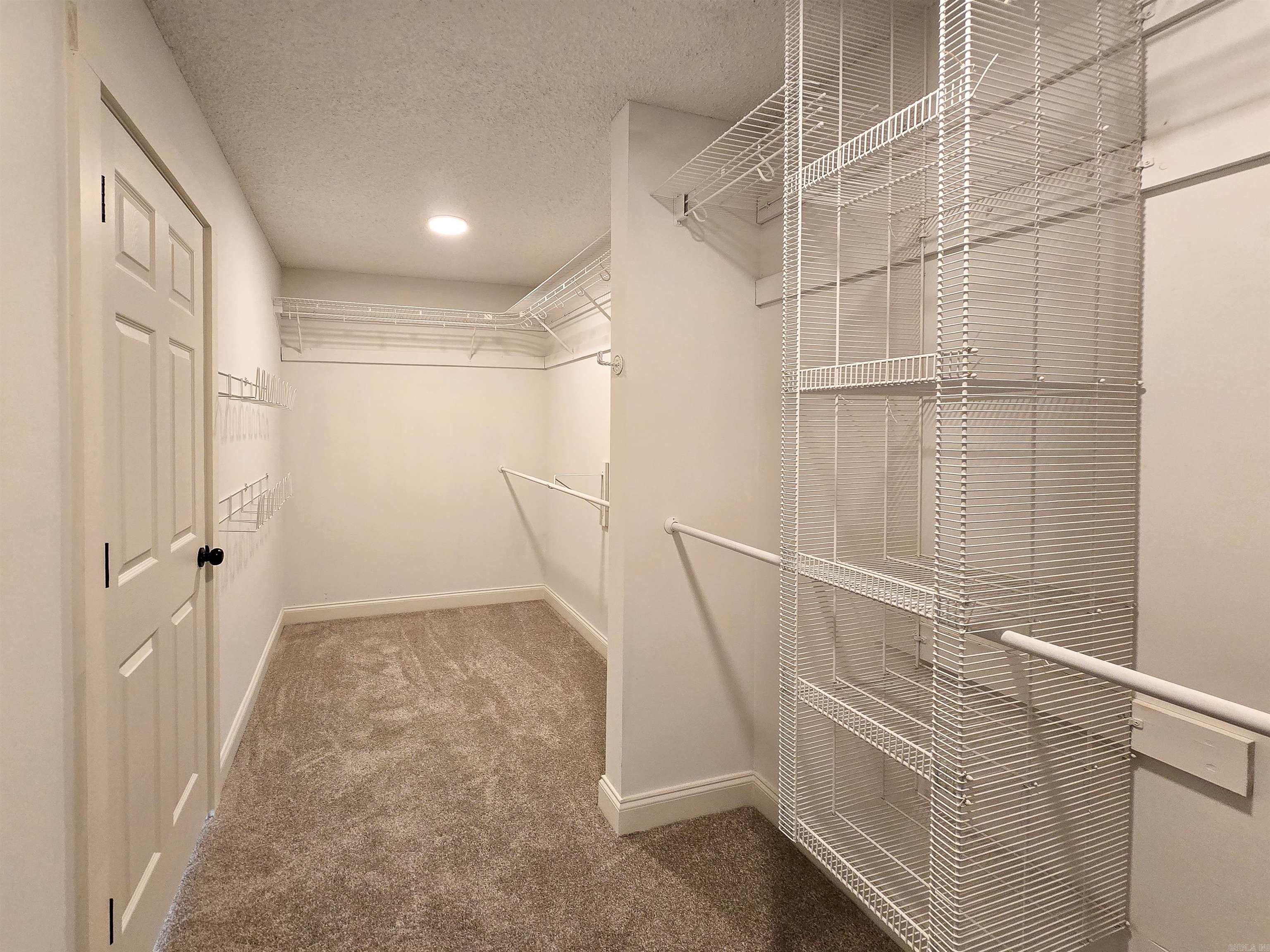 WILLOW OAKS - Residential