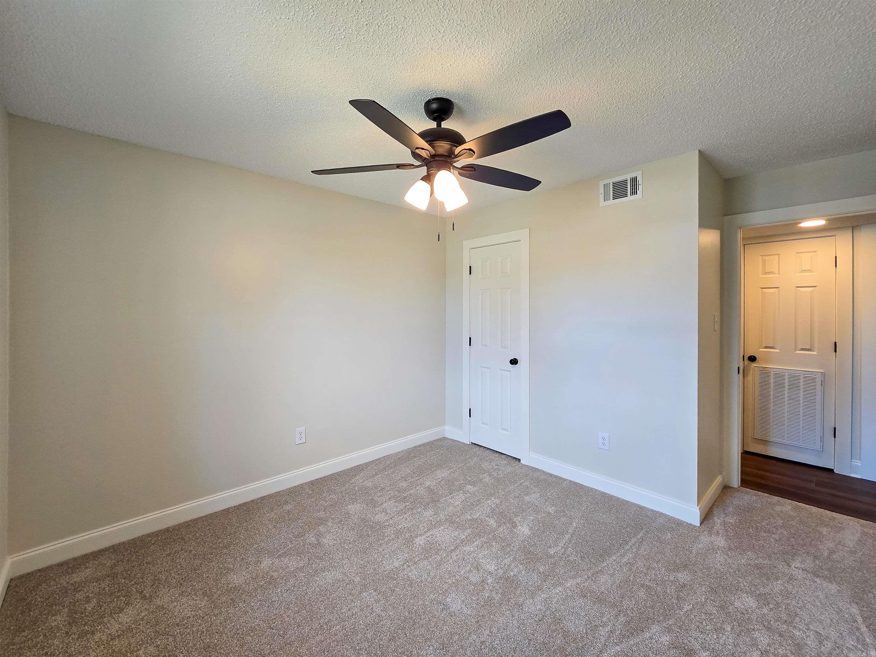 WILLOW OAKS - Residential