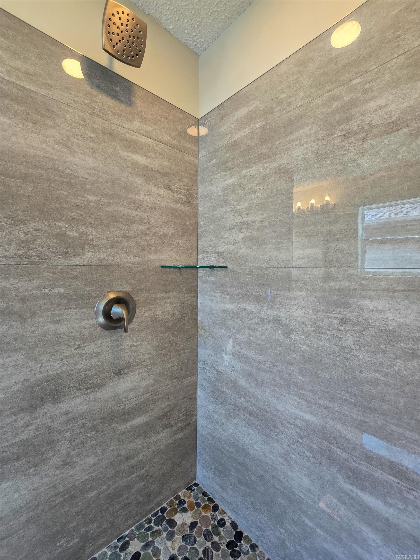 WILLOW OAKS - Residential