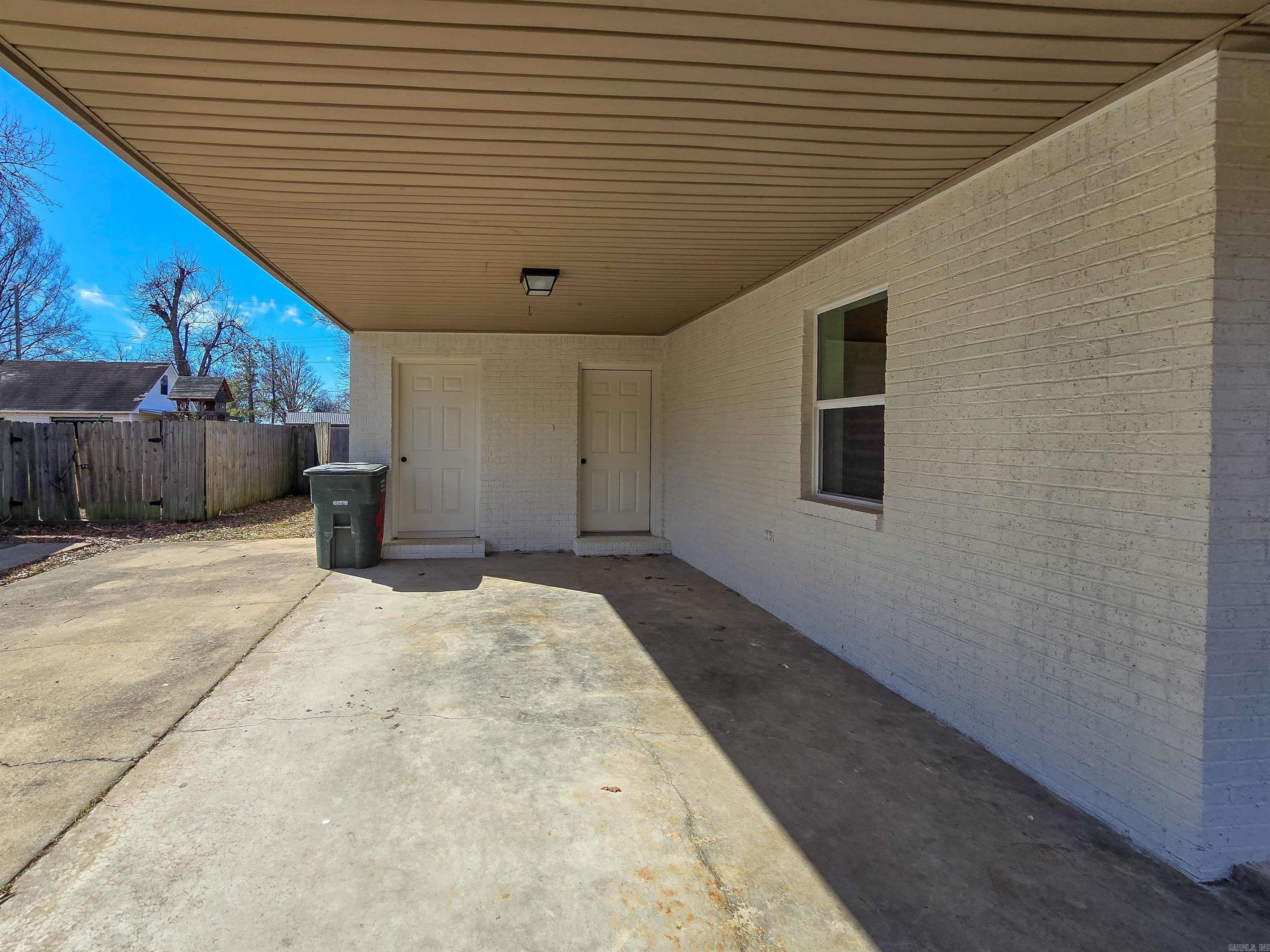 WILLOW OAKS - Residential