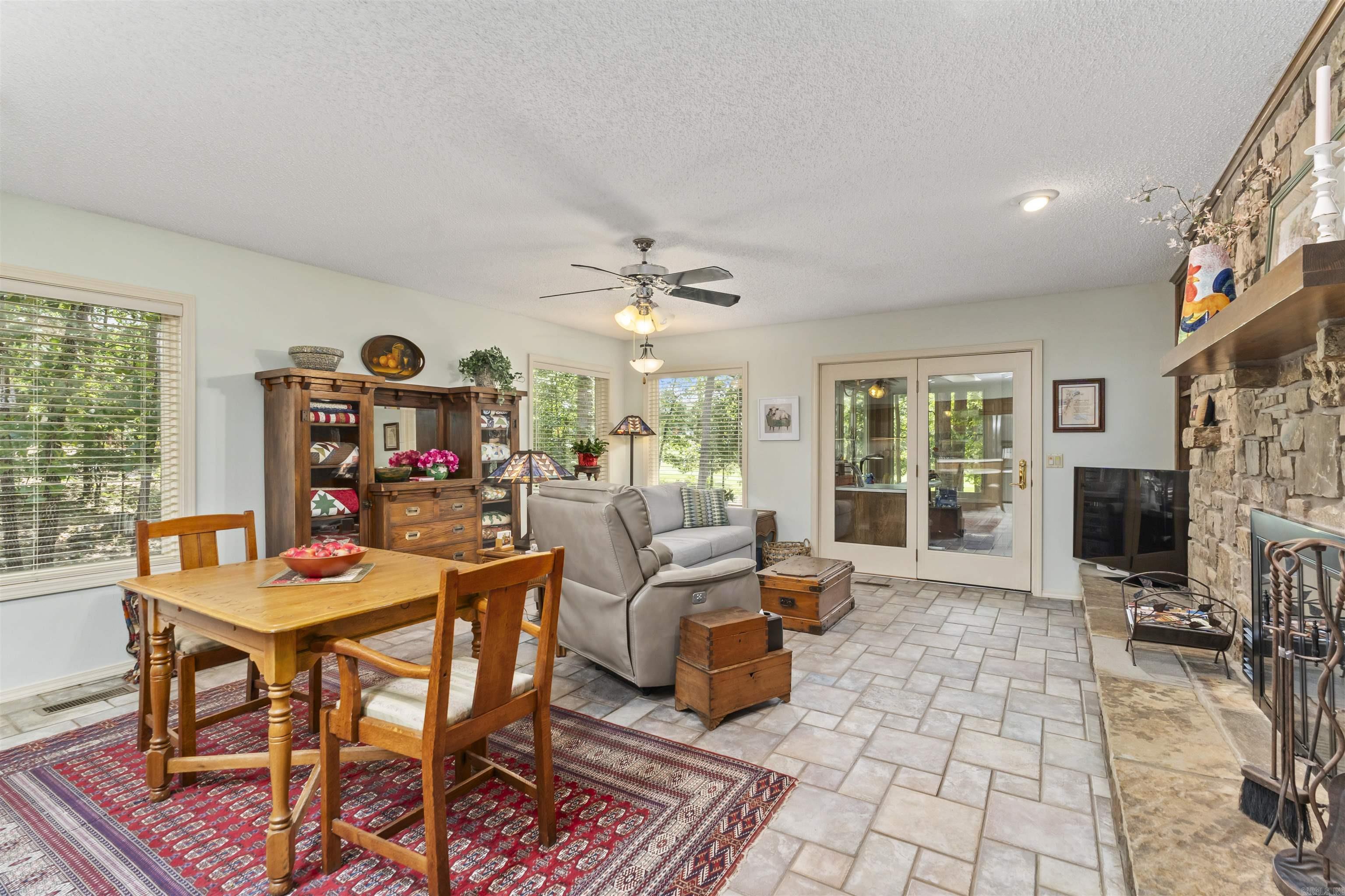 BALLESTEROS - Residential