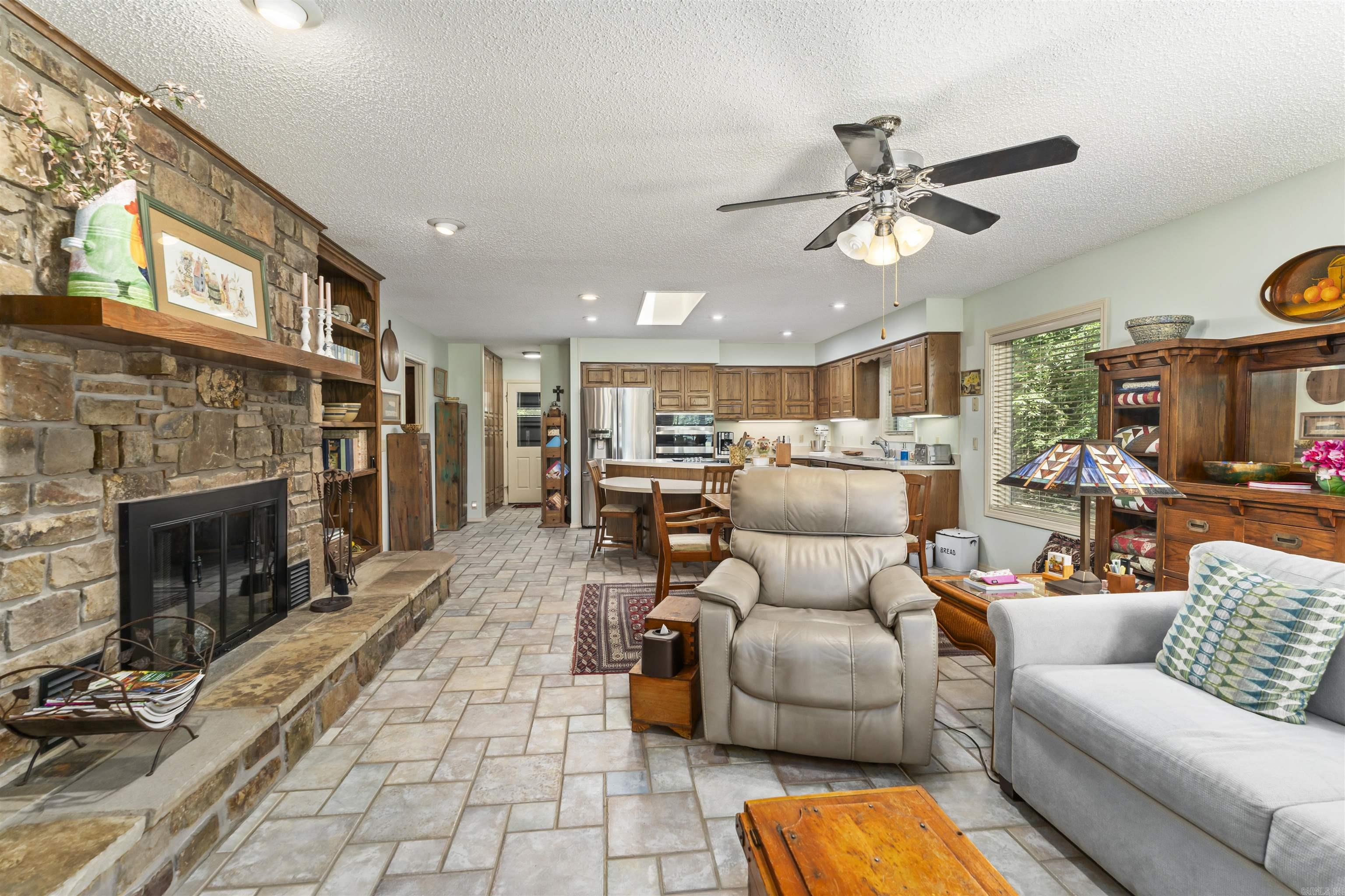 BALLESTEROS - Residential