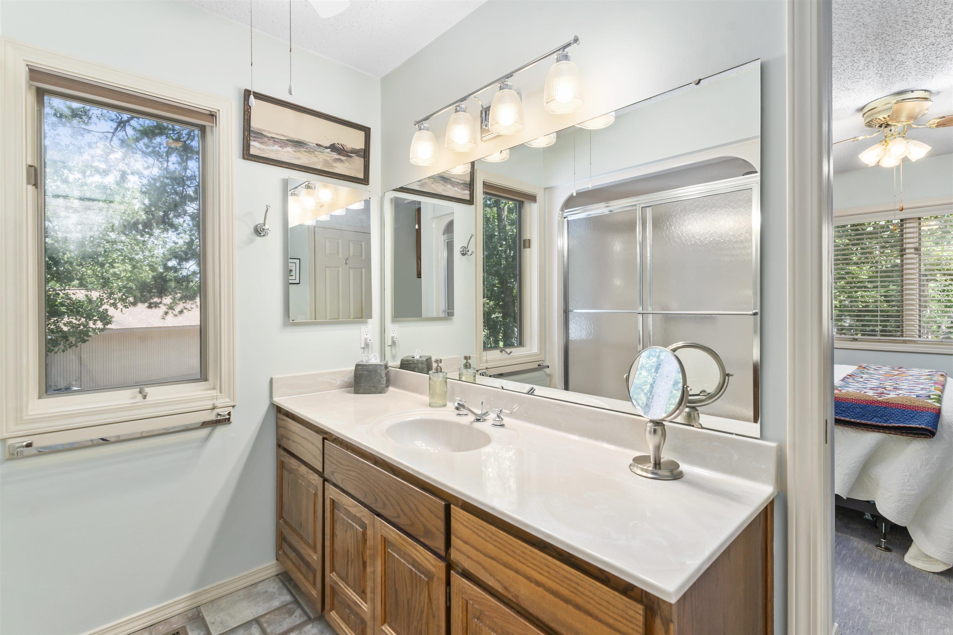 BALLESTEROS - Residential