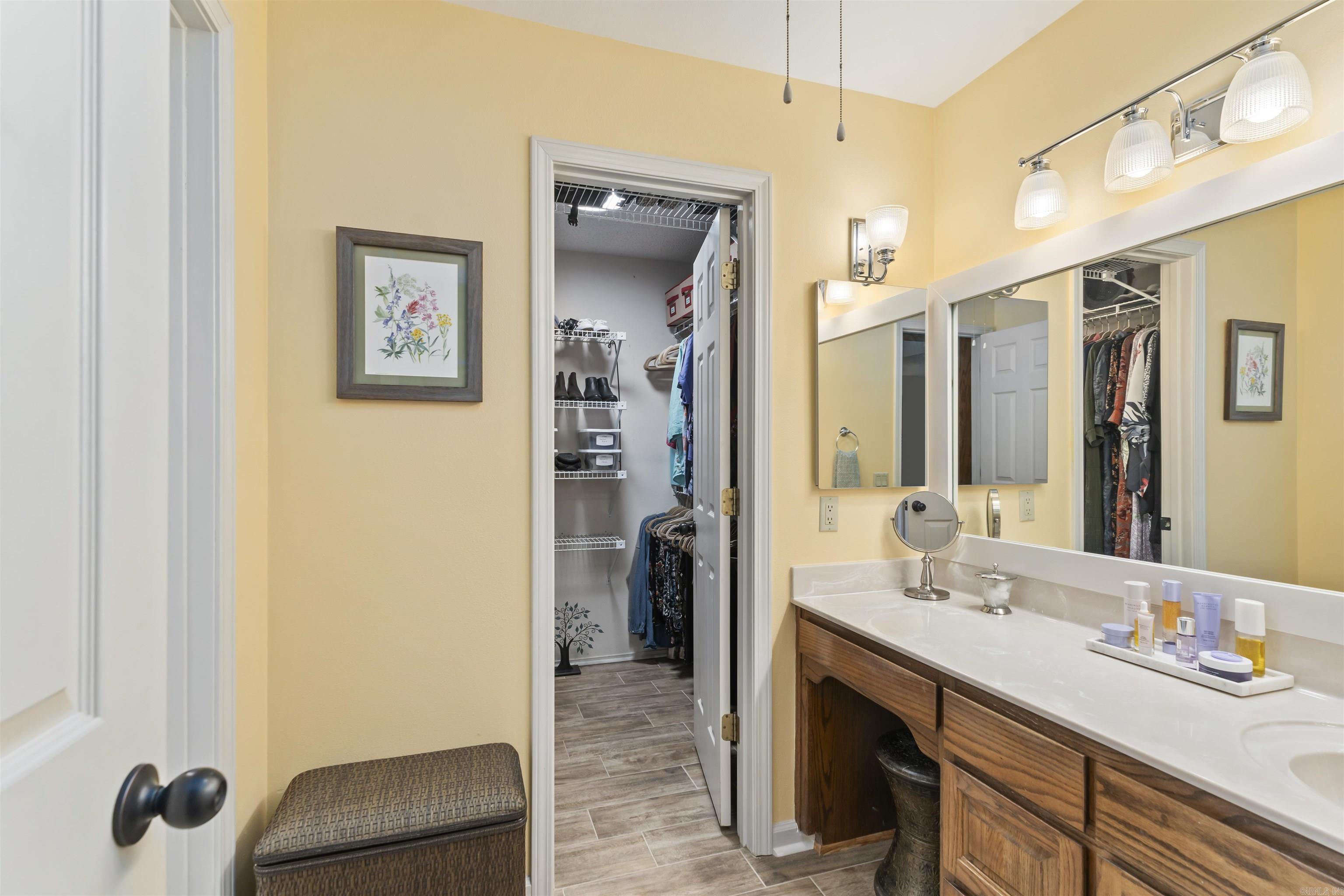 BALLESTEROS - Residential