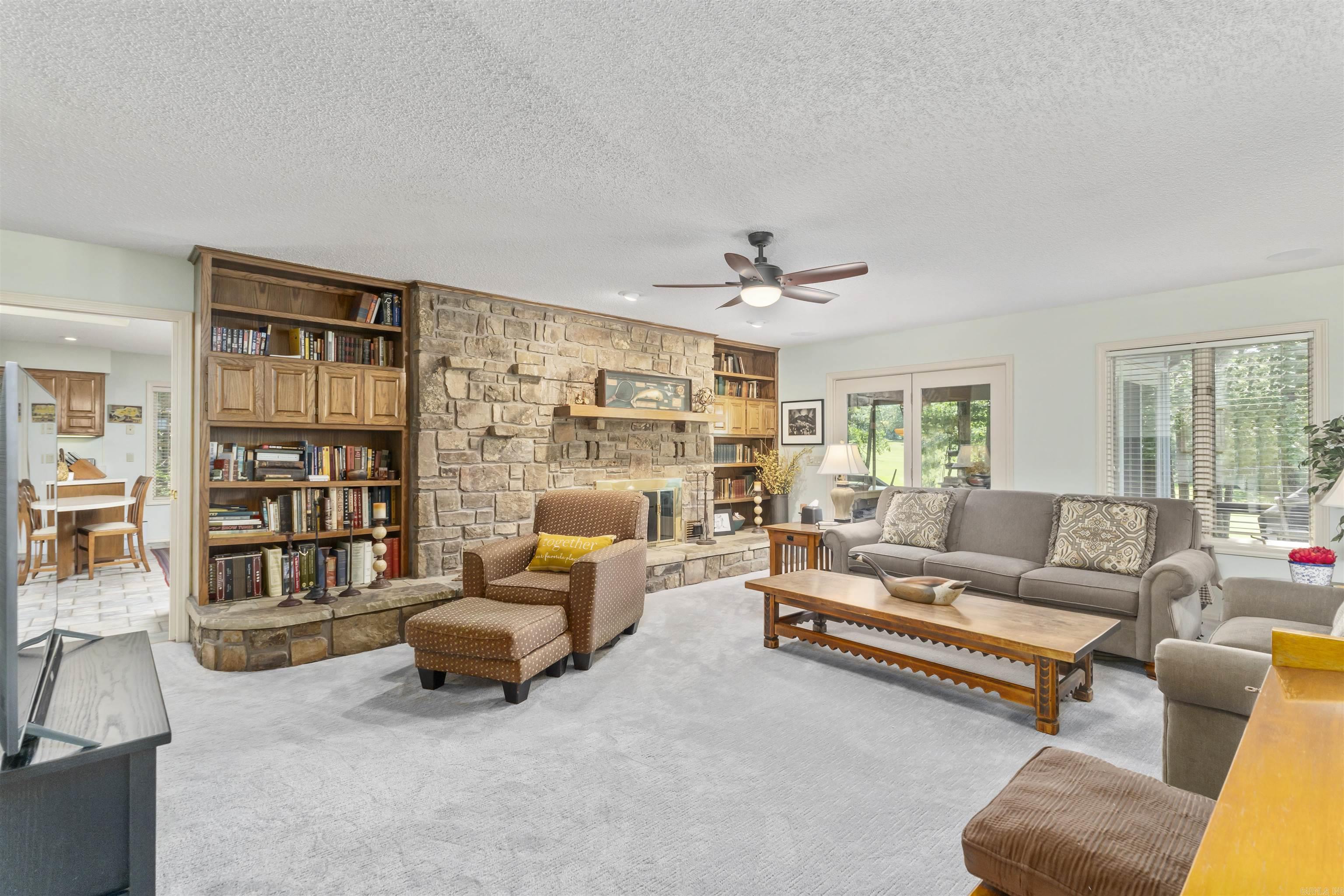 BALLESTEROS - Residential