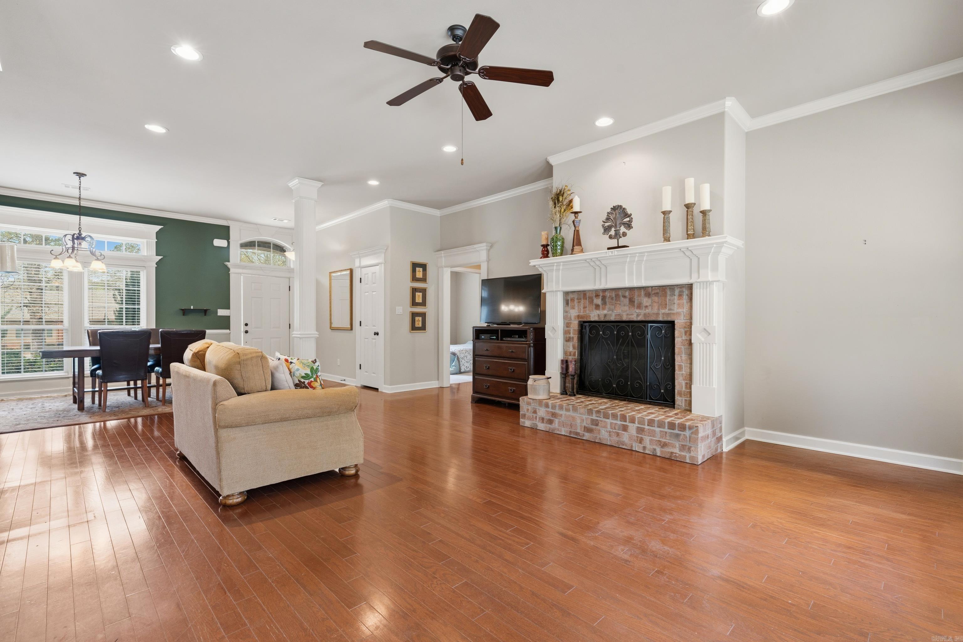 Cresta - Residential