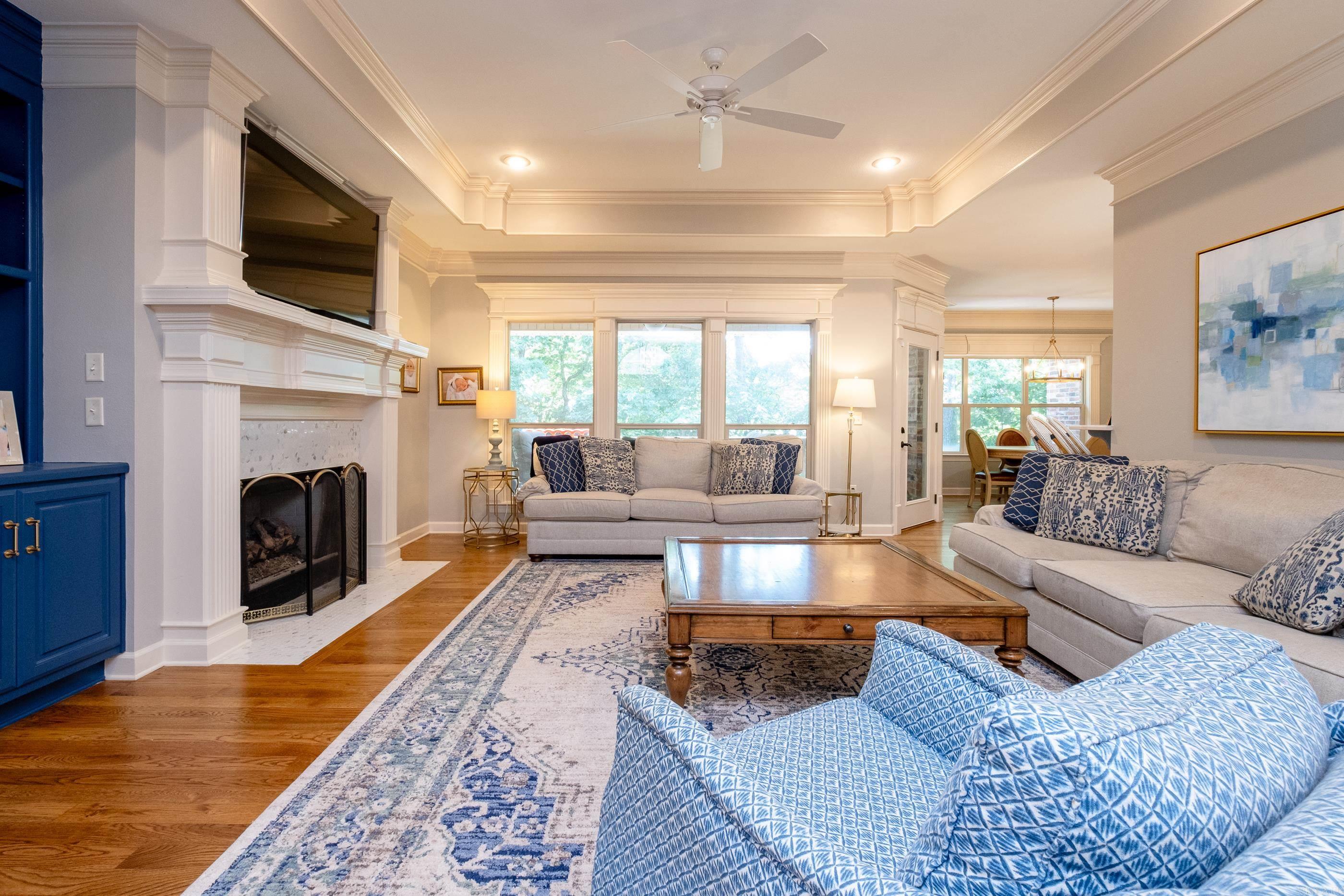 WOODLANDS EDGE - Residential