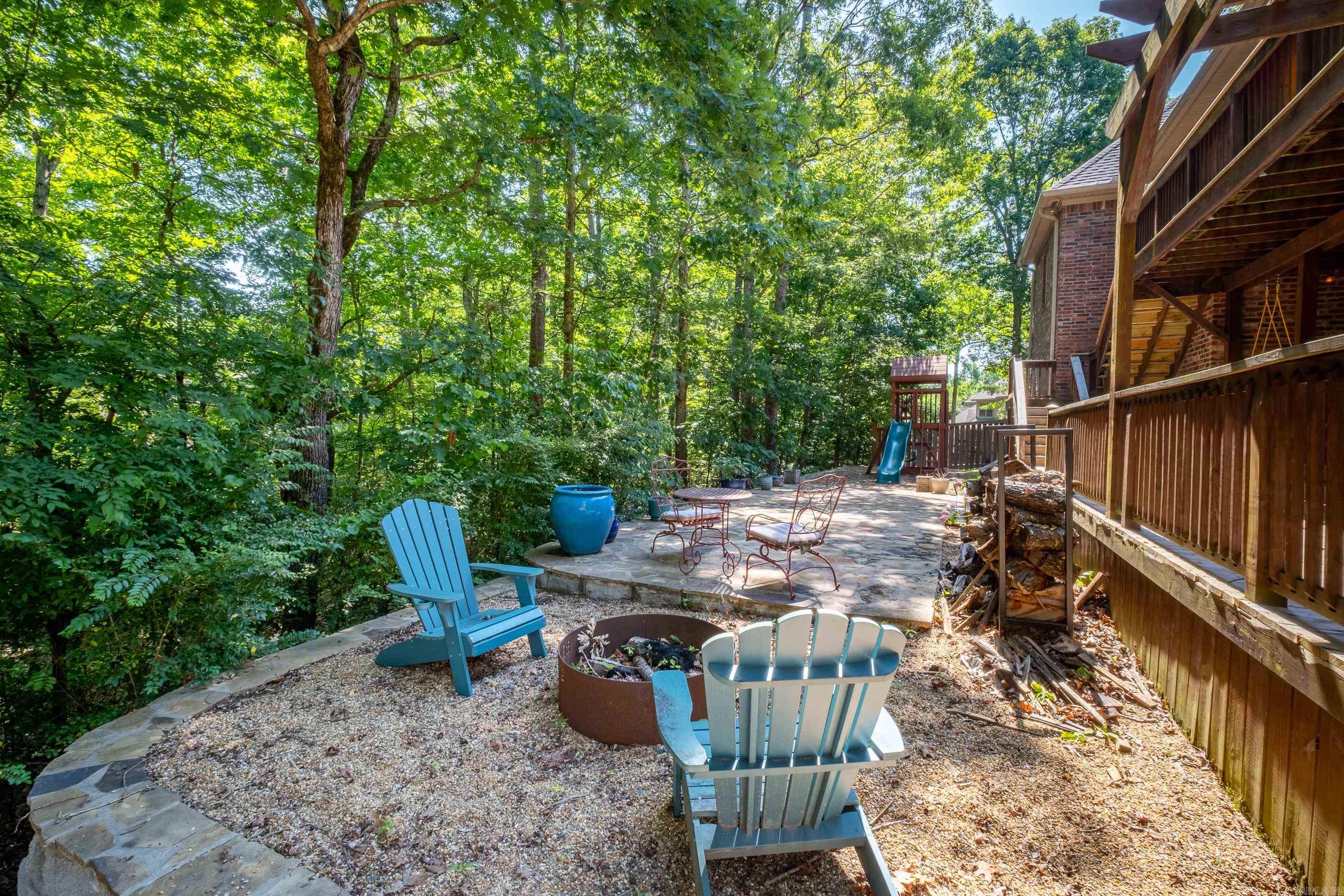 WOODLANDS EDGE - Residential