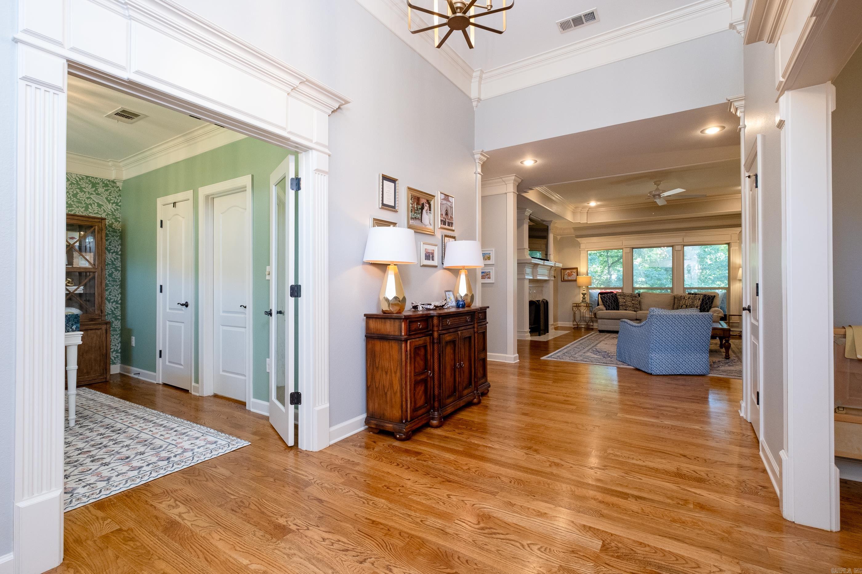 WOODLANDS EDGE - Residential