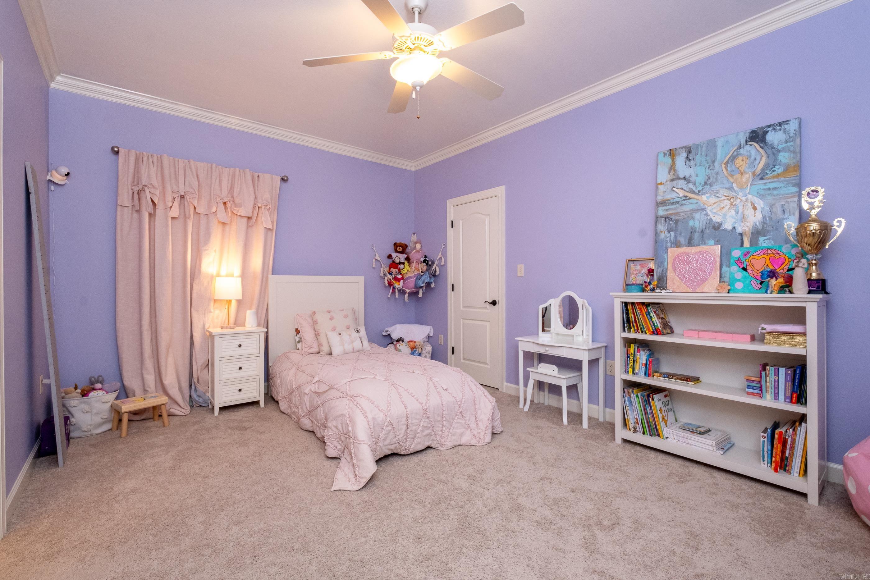 WOODLANDS EDGE - Residential