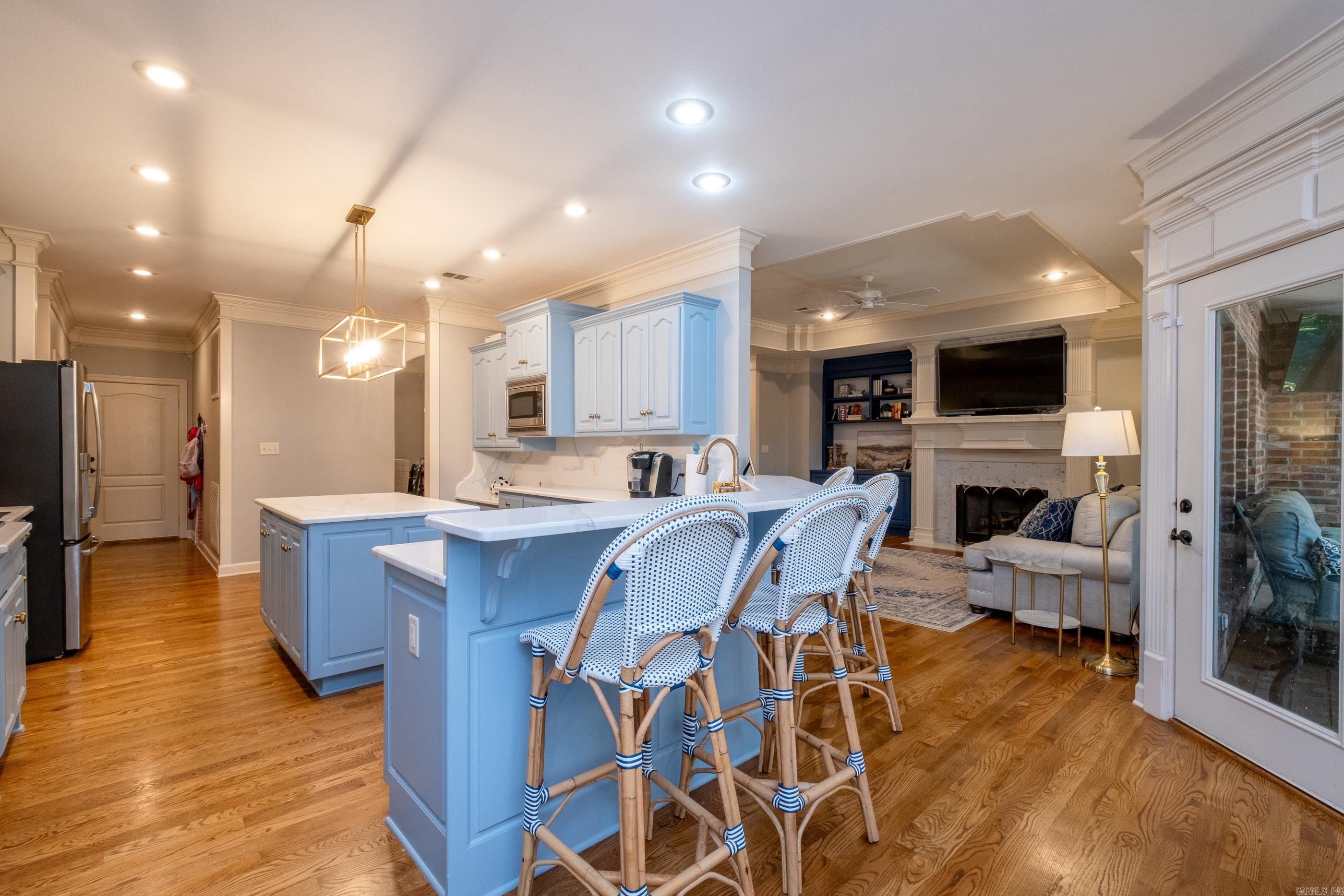 WOODLANDS EDGE - Residential