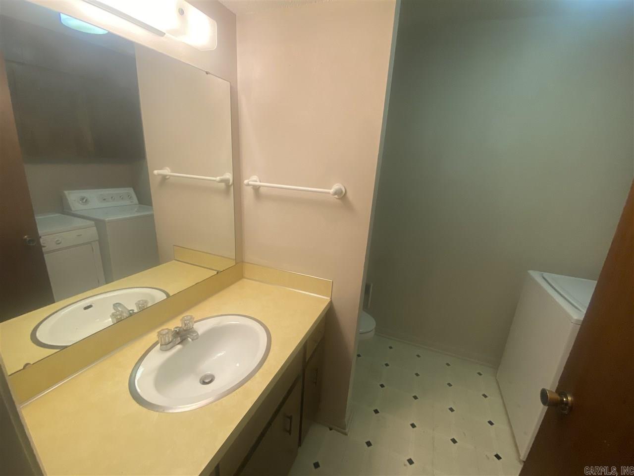 Sanford Amended - Residential Lease