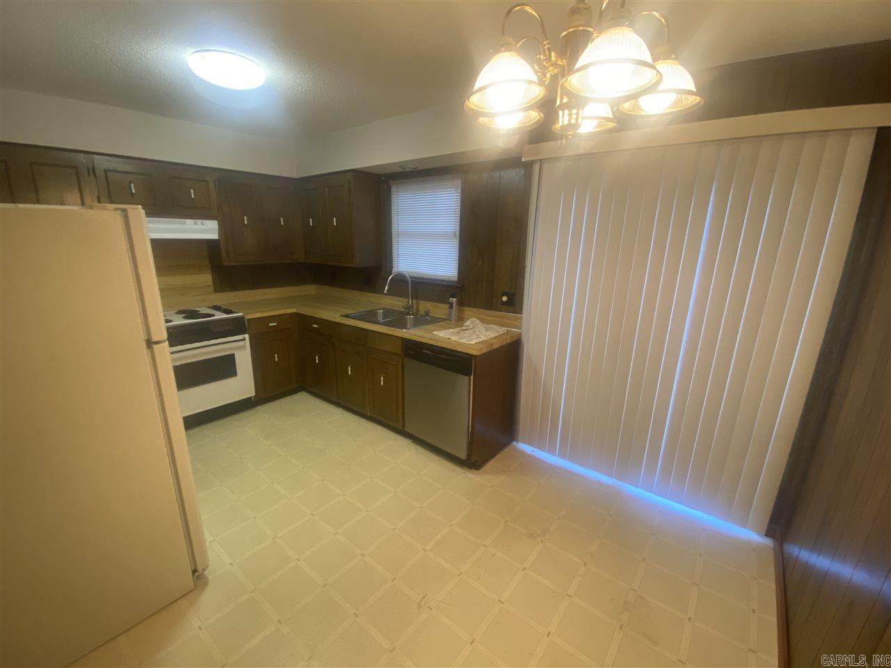 Sanford Amended - Residential Lease