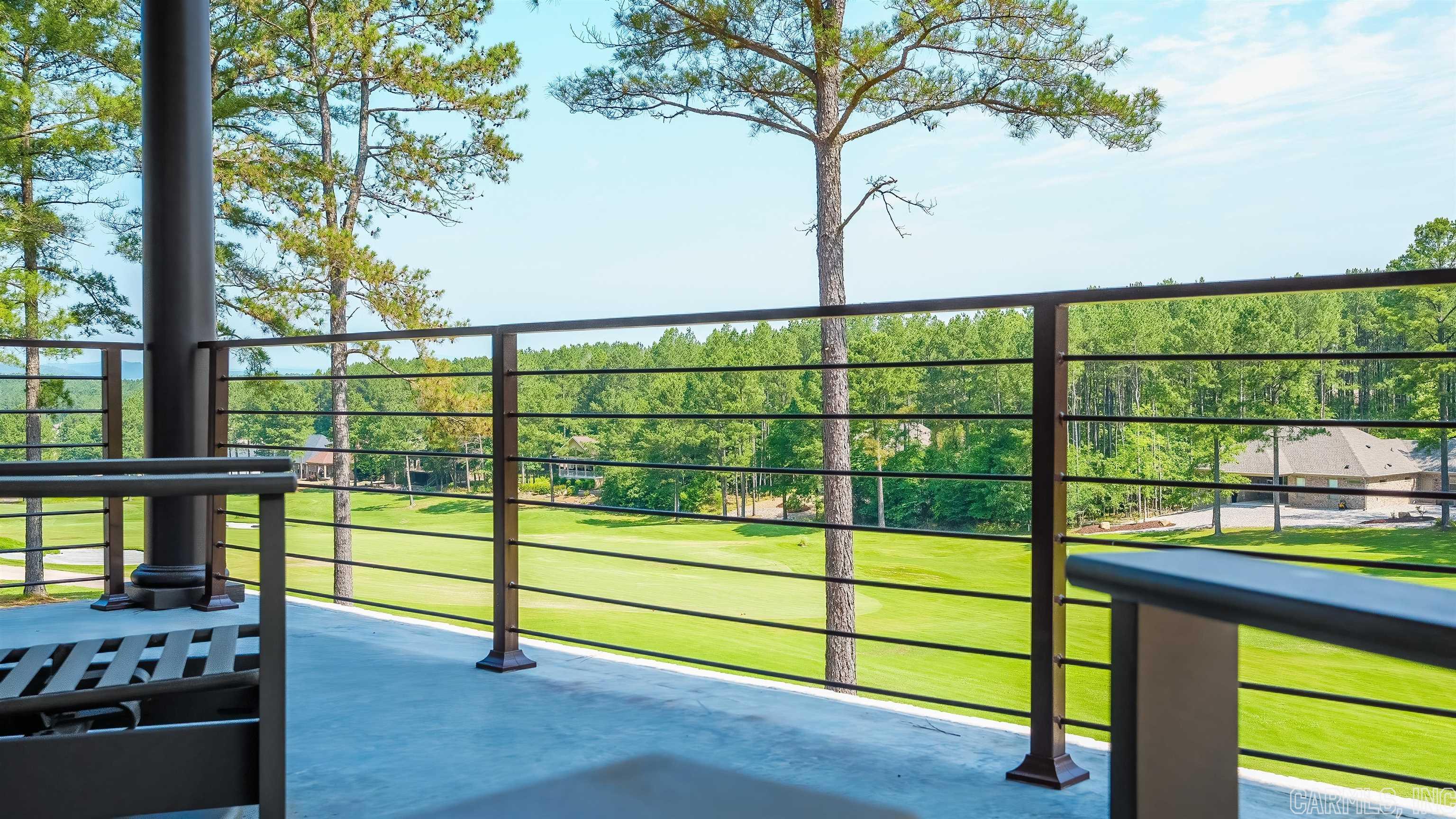 ALTA VISTA - Residential