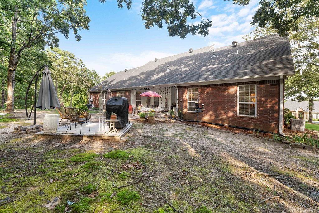 CRESTHAVEN - Residential