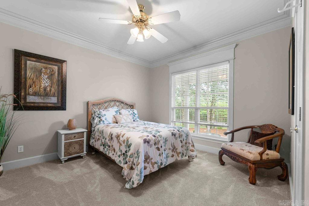 CRESTHAVEN - Residential